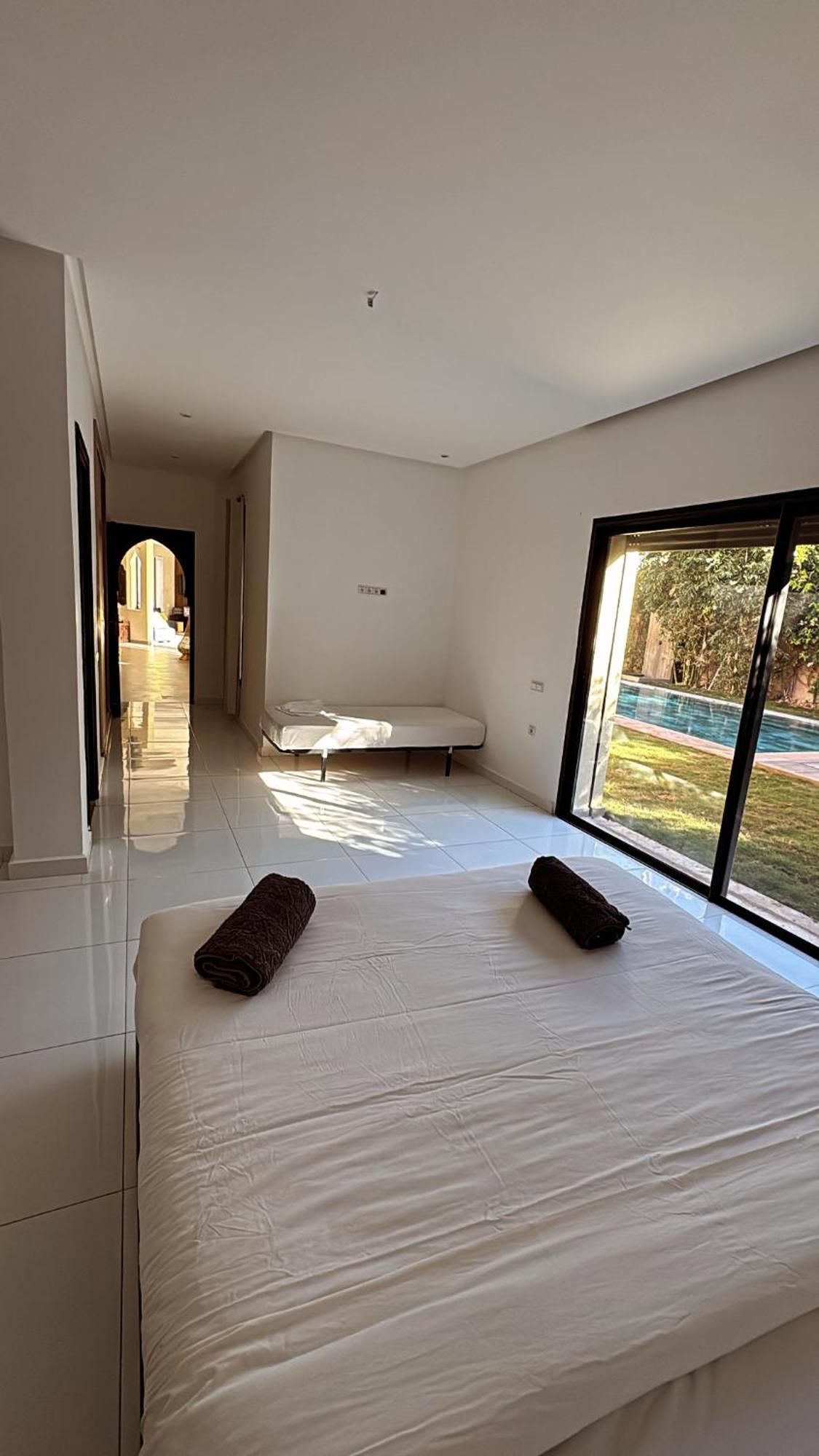Mattia Piscine Chauffee Sans Vis A Vis Villa Marrakesh