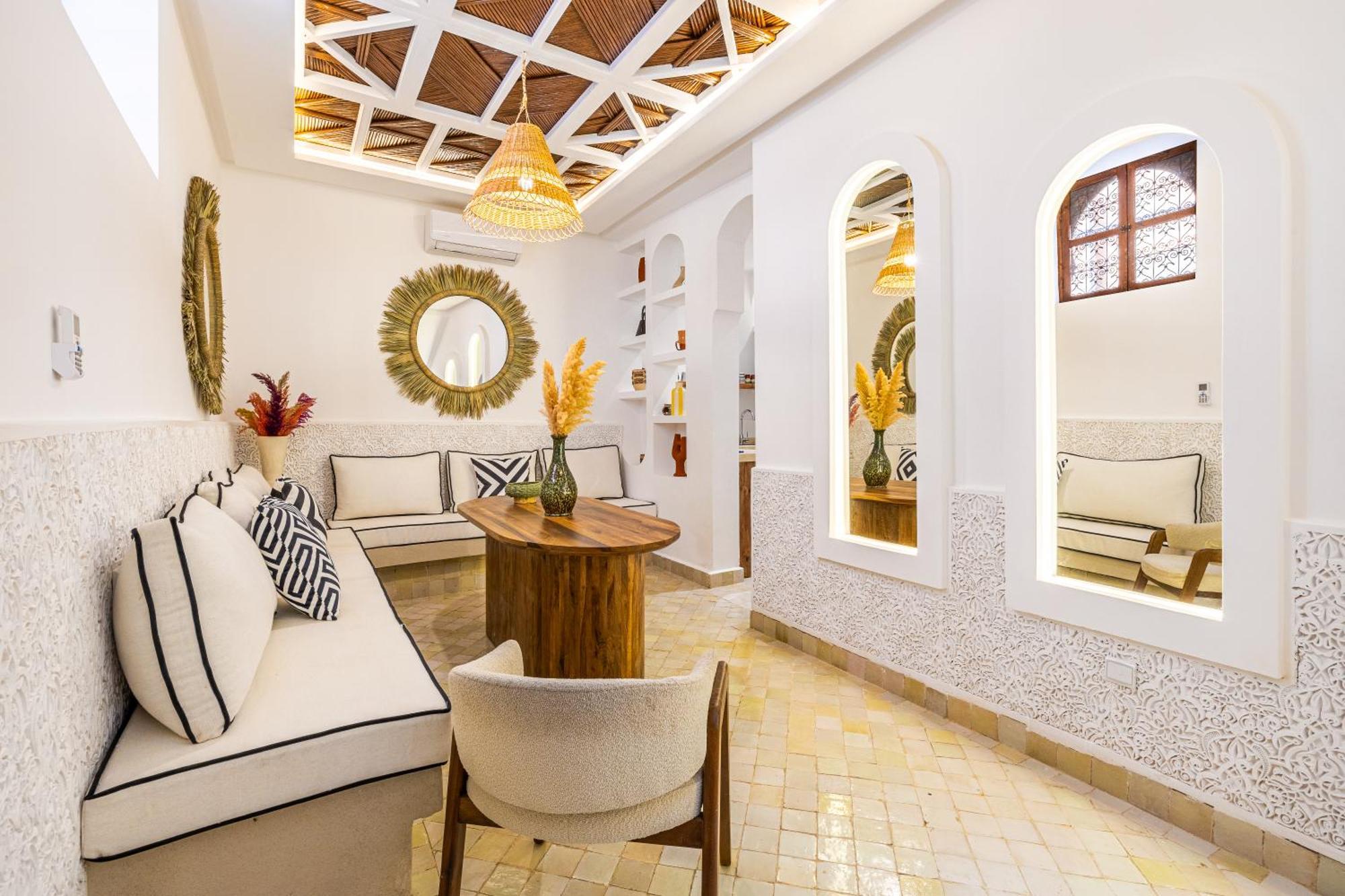 Villa B&z Privatif Avec Piscine Et Petit Dejeuner Offert