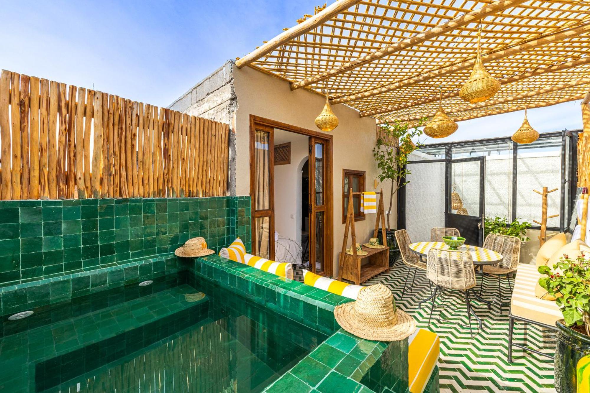 B&z Privatif Avec Piscine Et Petit Dejeuner Offert