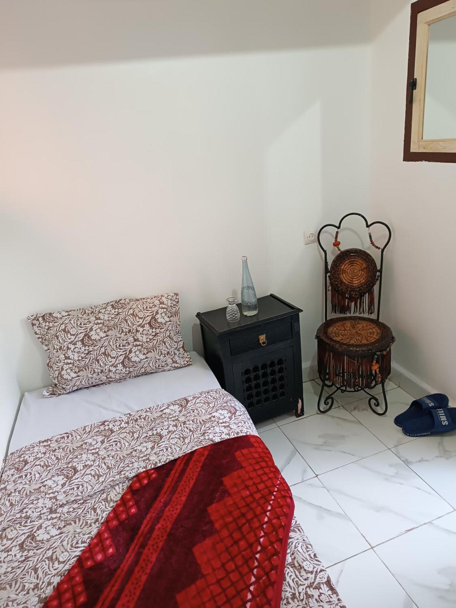 Derb El Aarsa Homestay *