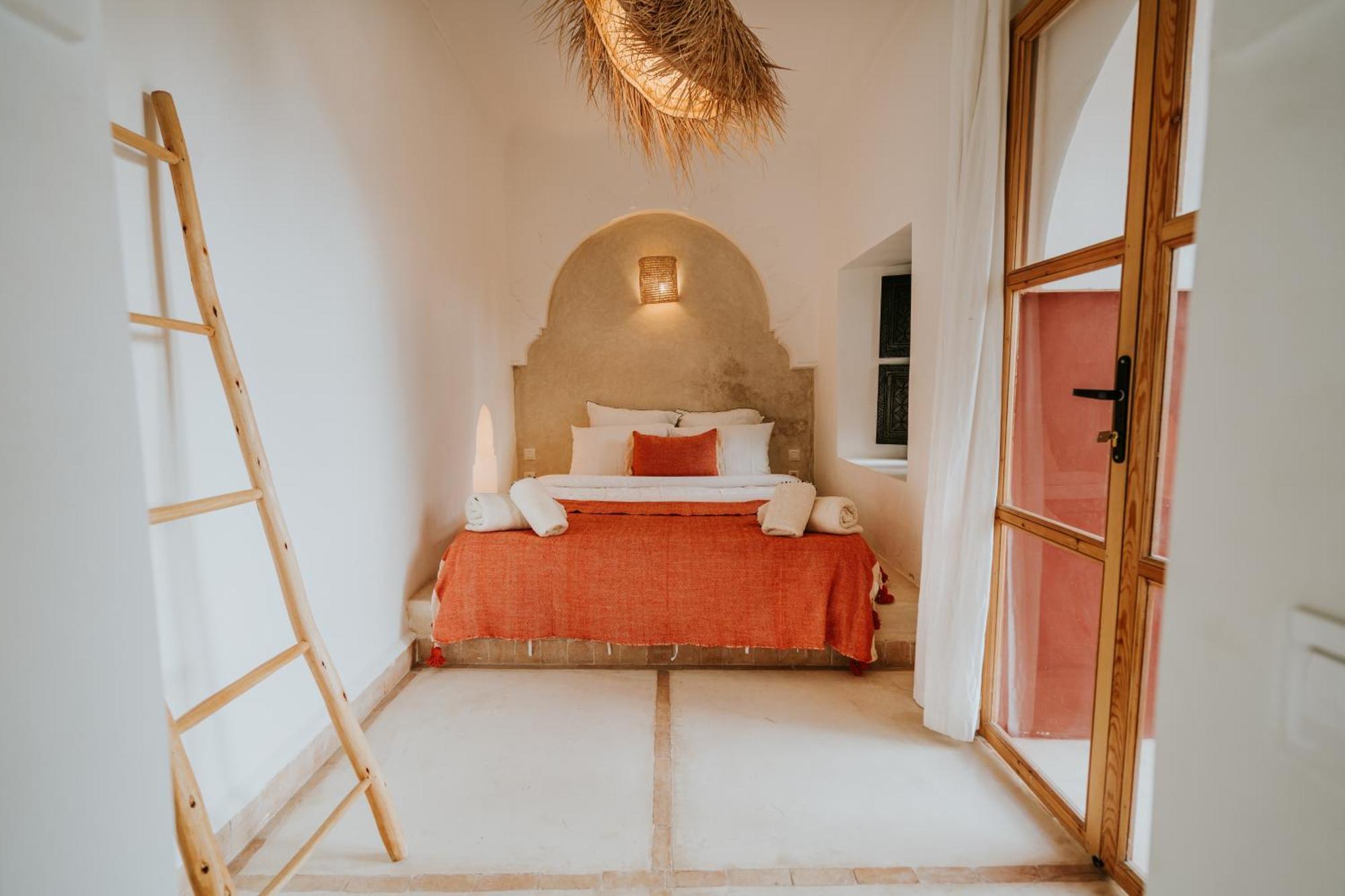 Nanou - Private With Pool & Rooftop