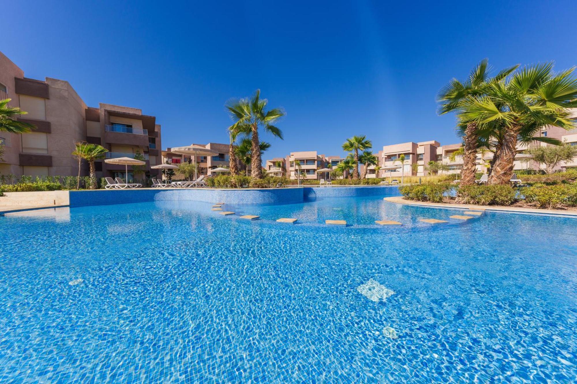 Modern Appart-golf View, Terrace & Fiber Optic Apartment Marrakesh
