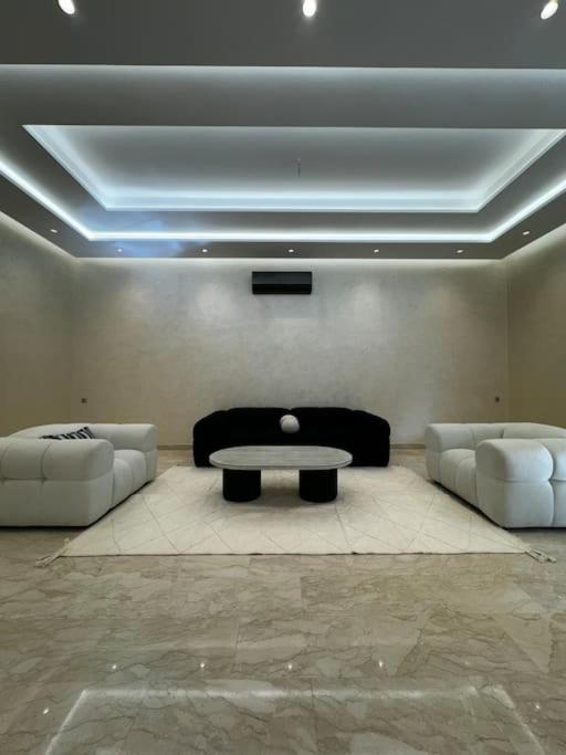 5 A Targa Villa
