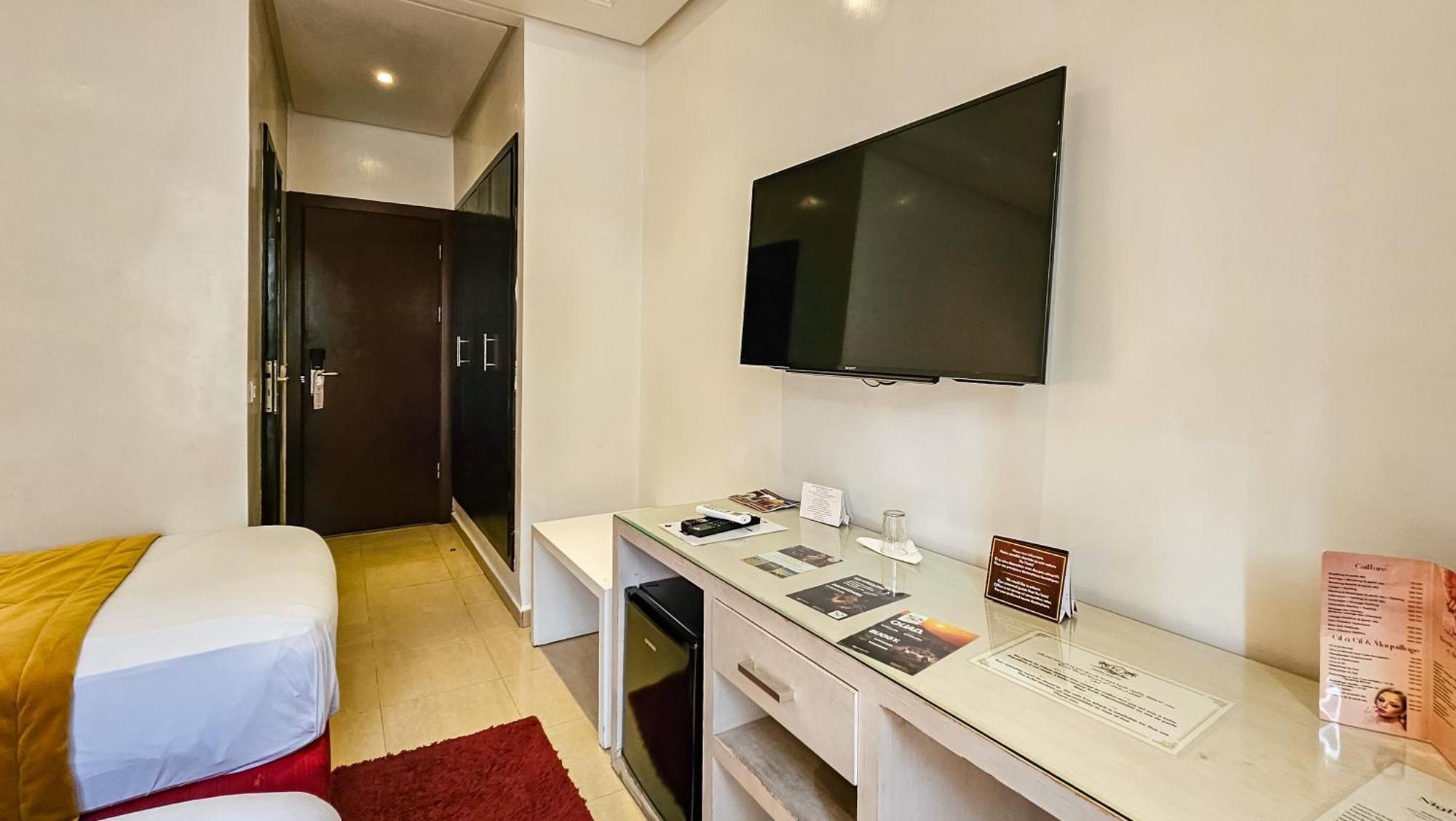 Racine Hotel 3*