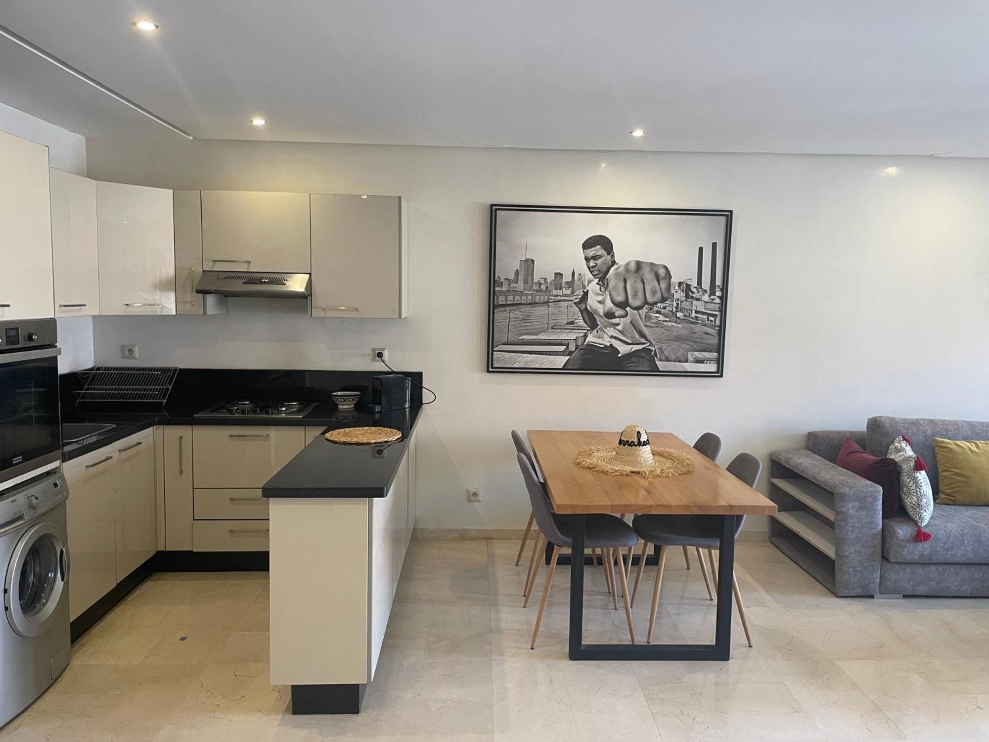 Standing 80m2, 2 Chambres, Terrasse, Piscine Apartment