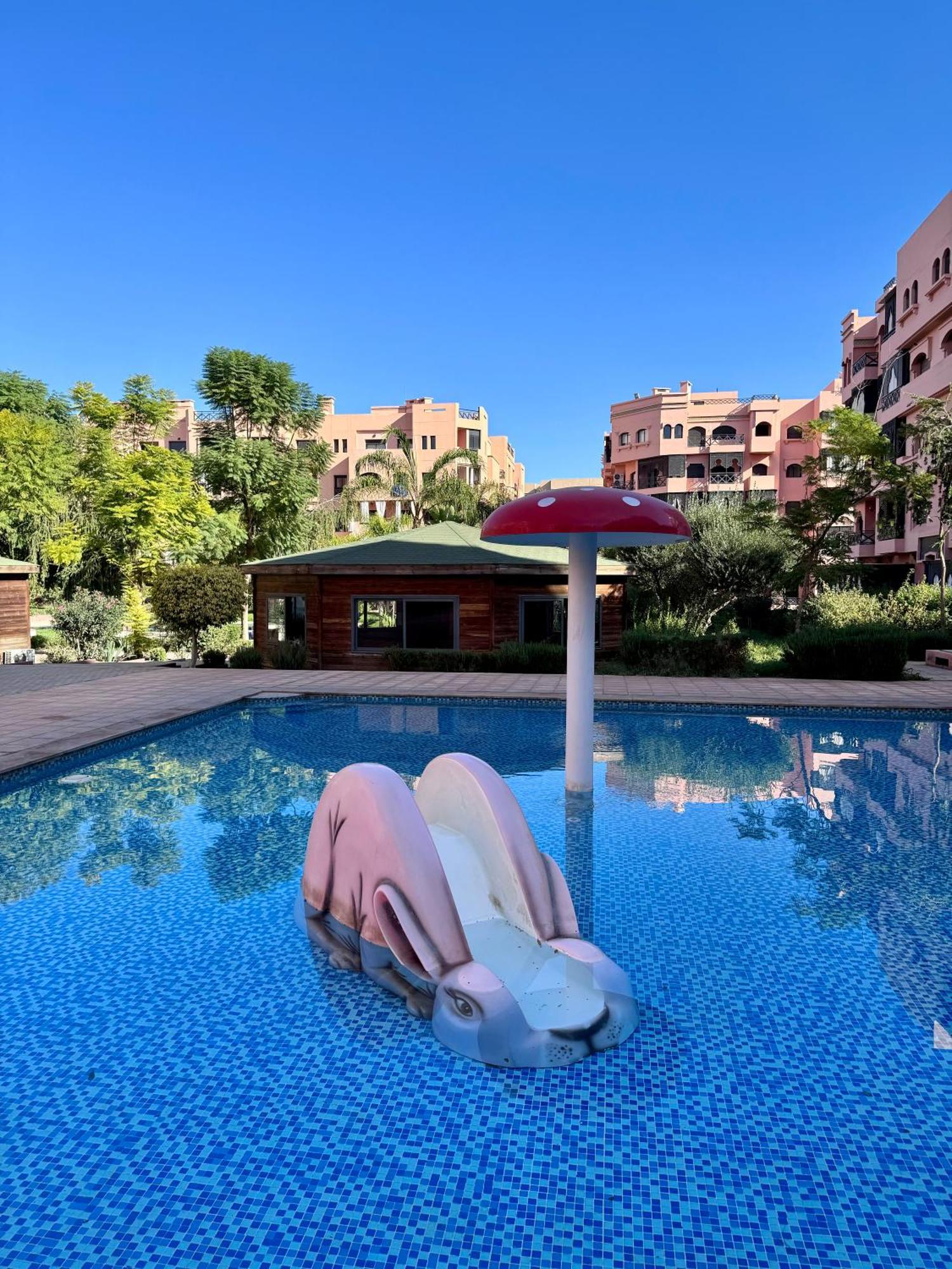 Rentsuite Premium Village Luxurious