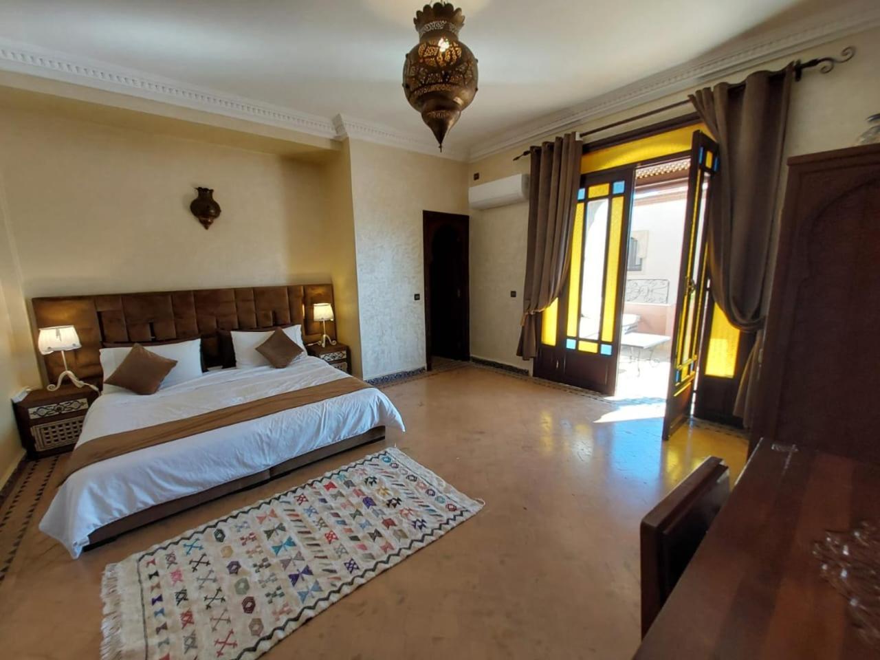 Jasmin D'atlas * Marrakesh