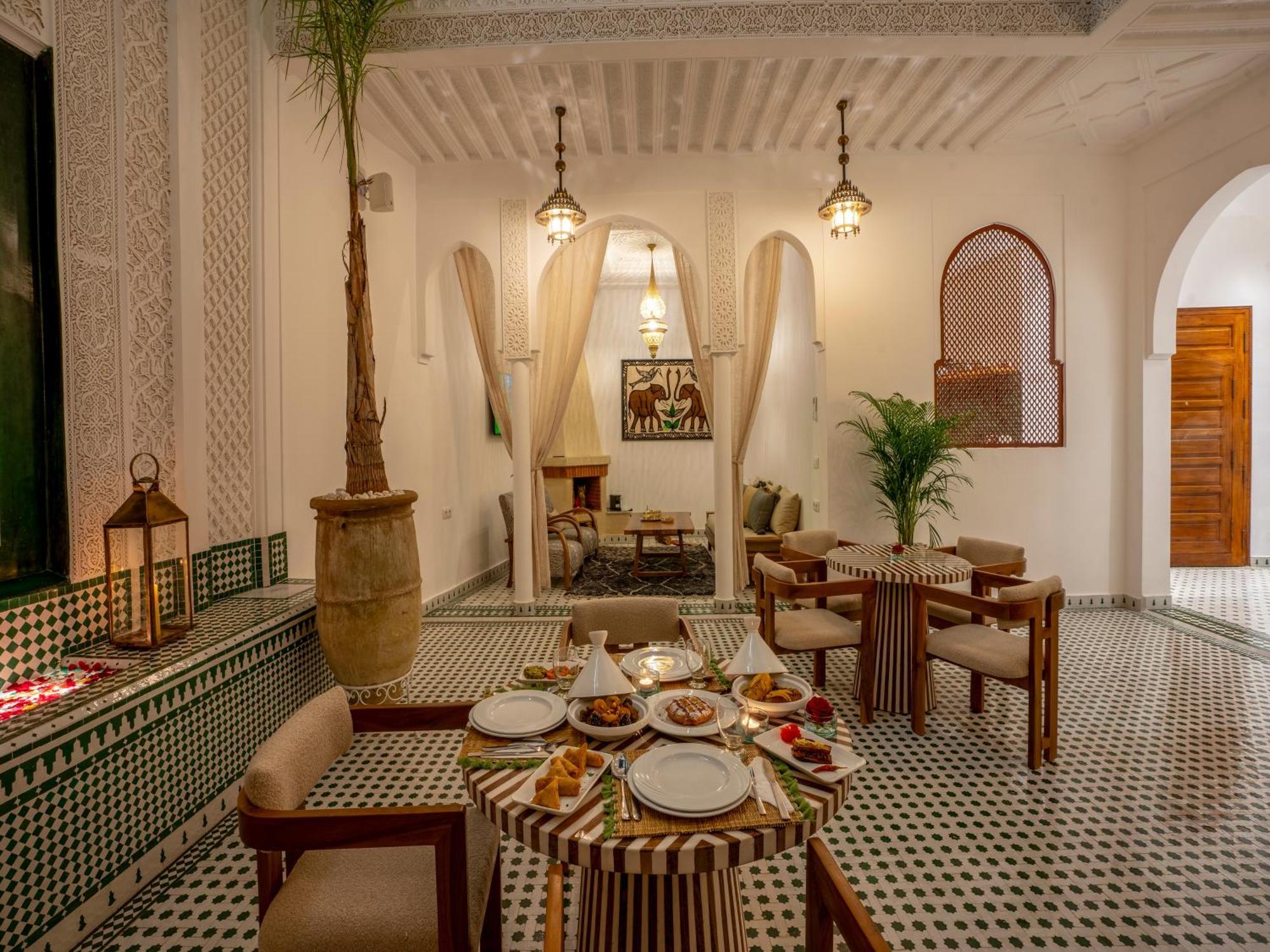Dar Al-famila Hamam & Casa de hóspedes