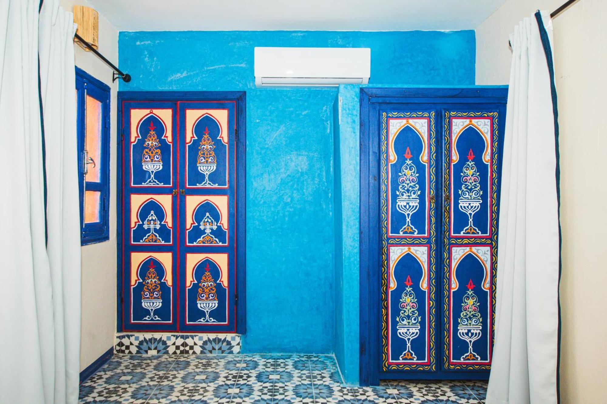 Dar Kella Riad *