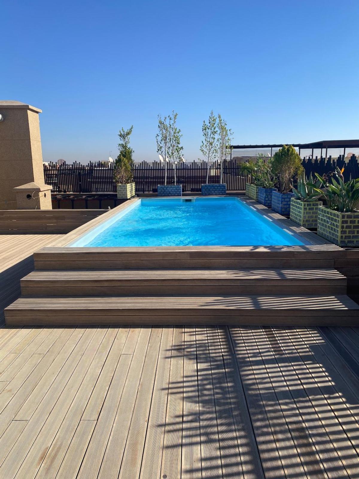 Apartment Ultra Modern With Rooftop Pool