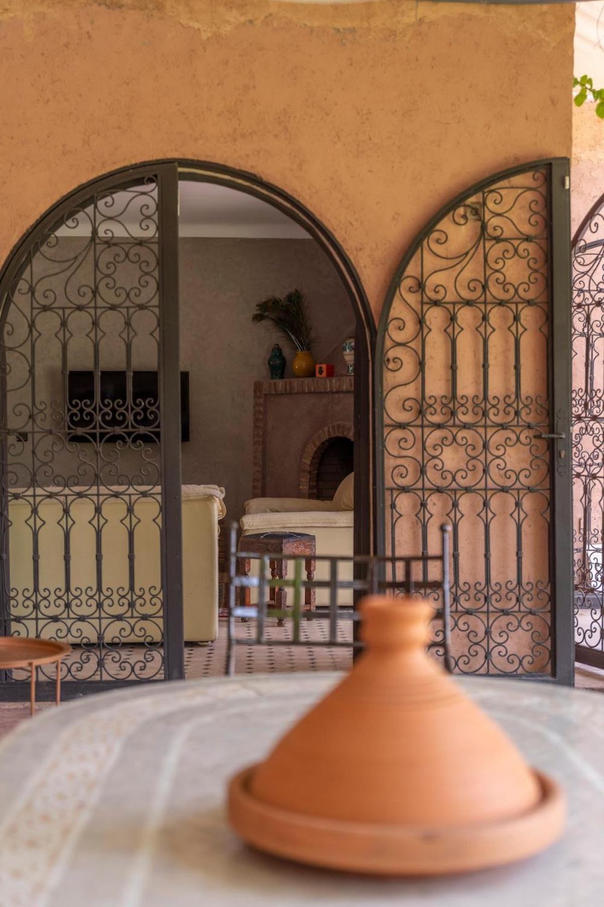 Dar Tasseltant Six Bedroom And Swimming Pool Marrakesh