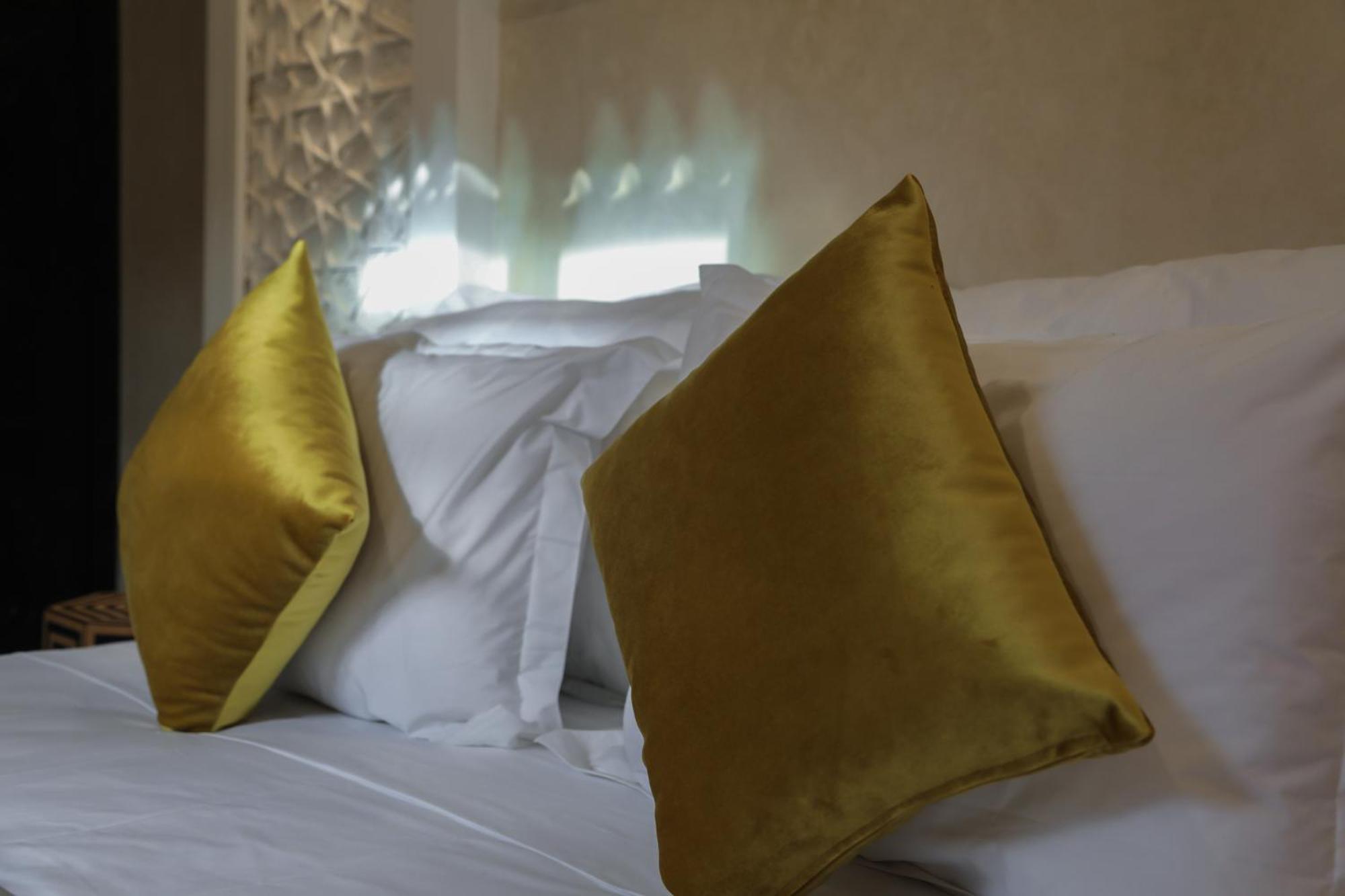 Cologne Marrakesh