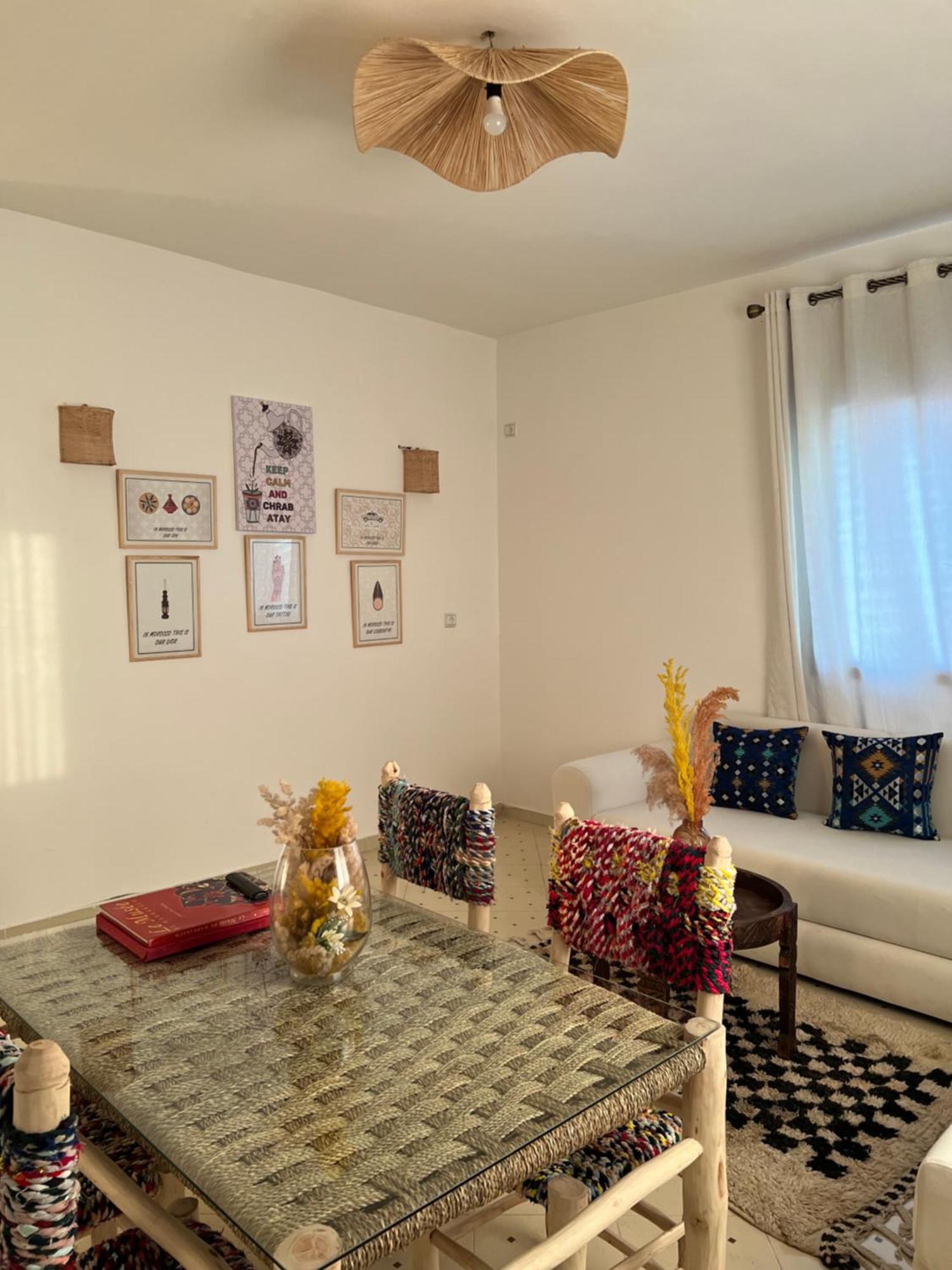 Aeroport Apartment *