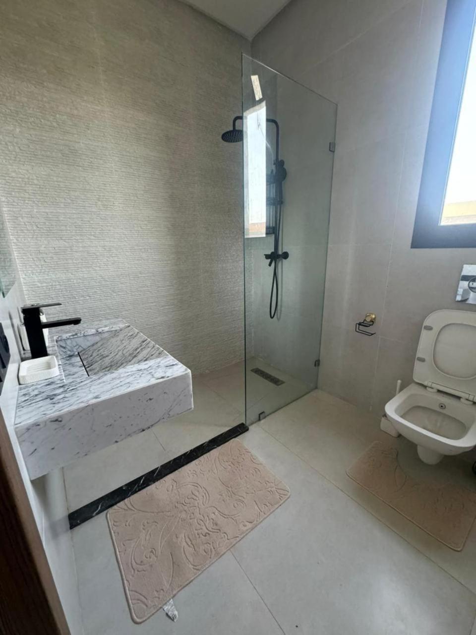 Charmante Aya! Elegante & Calme Avec Piscine *