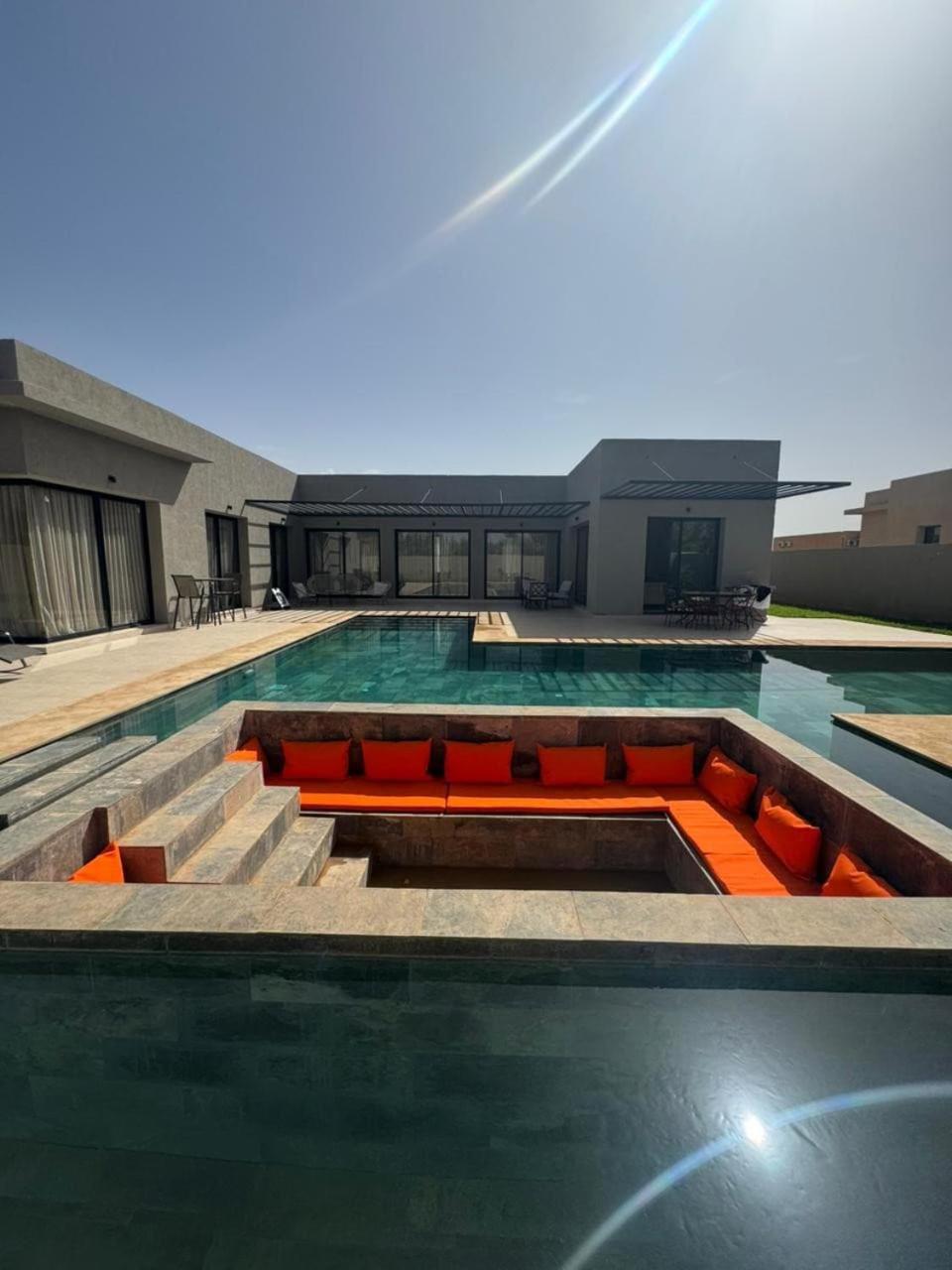 Charmante Aya! Elegante & Calme Avec Piscine * Marrakesh