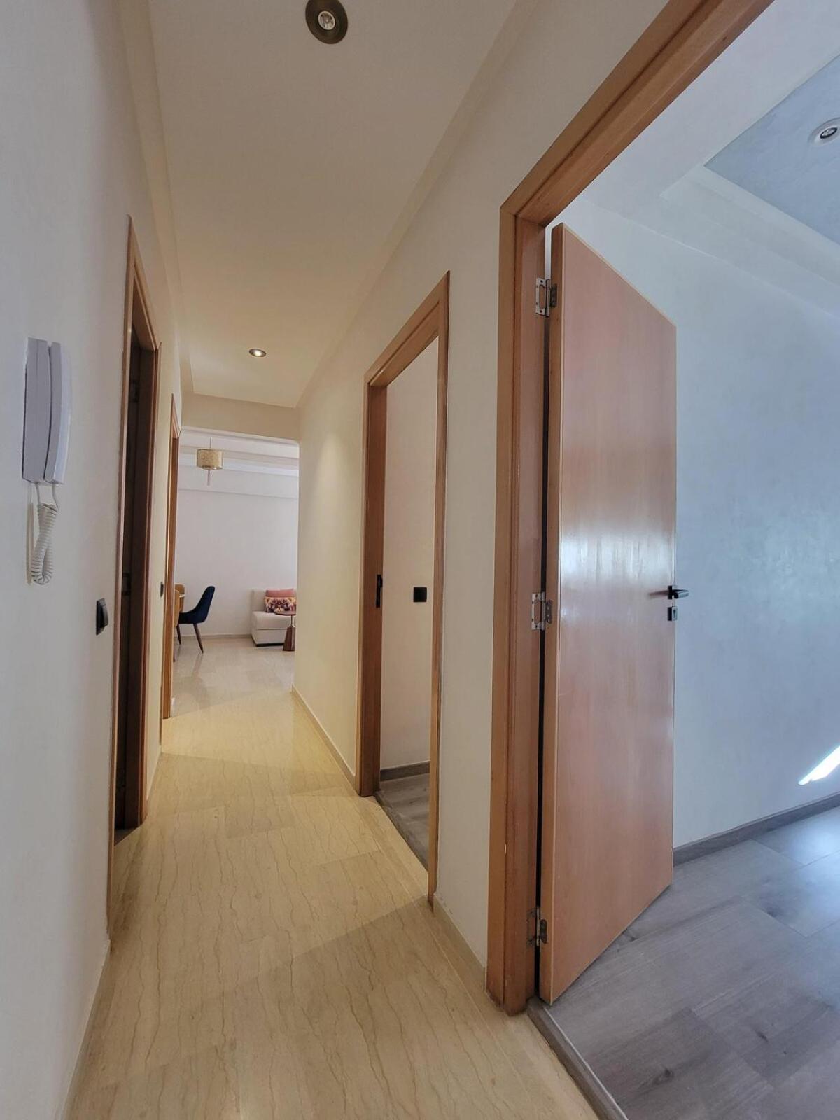 Modern 2 Bedrooms
