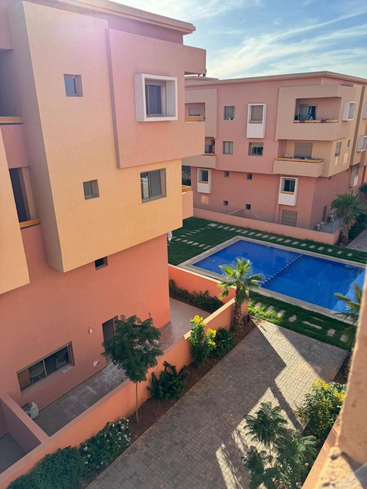 Apartment Modern 2 Bedrooms *