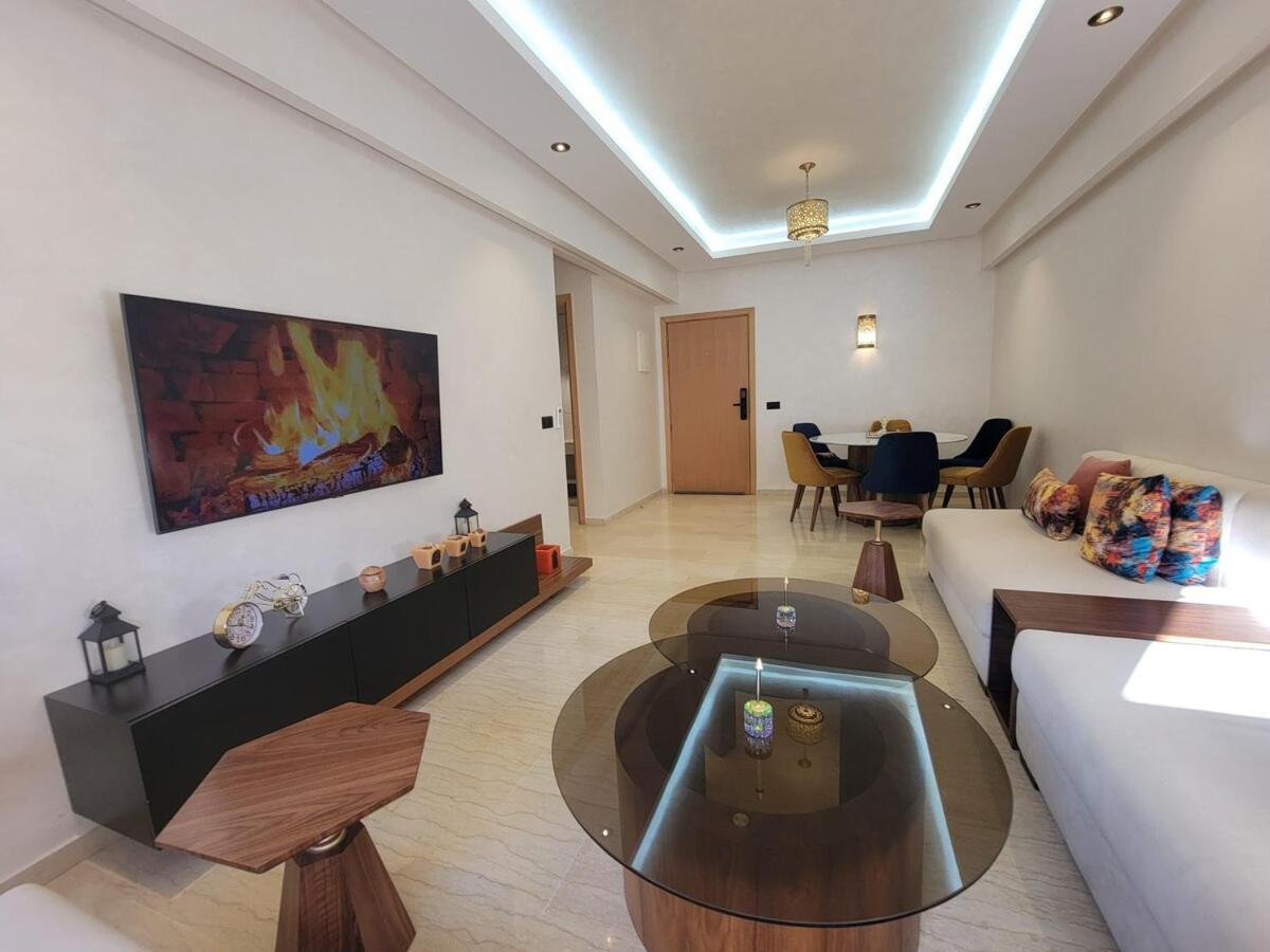 Apartment Modern 2 Bedrooms *