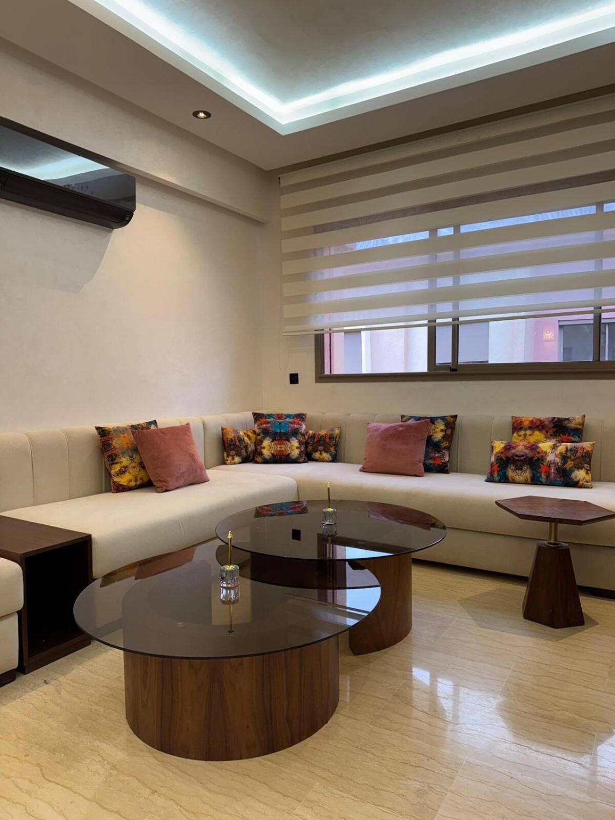 Modern 2 Bedrooms