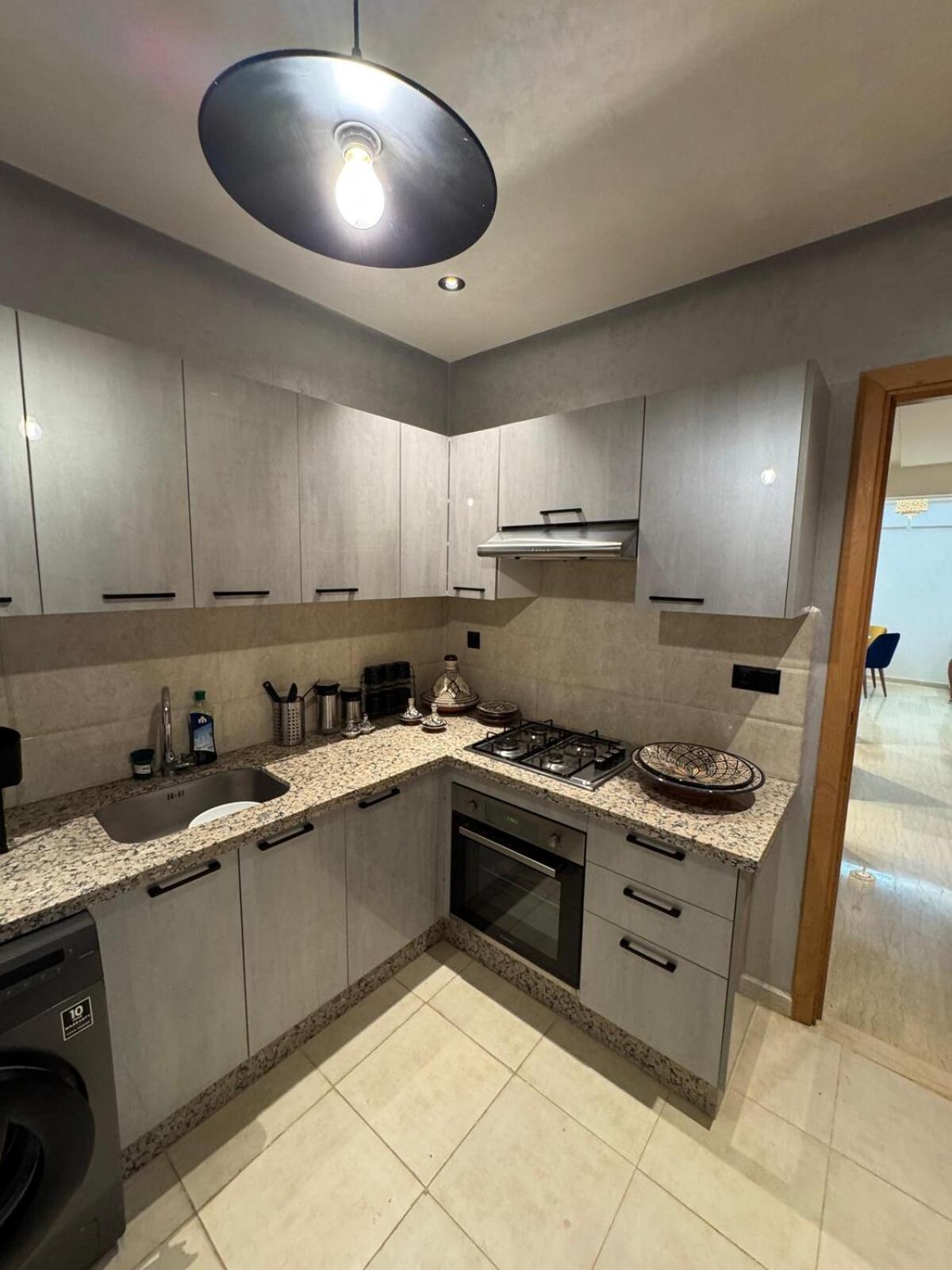 Modern 2 Bedrooms