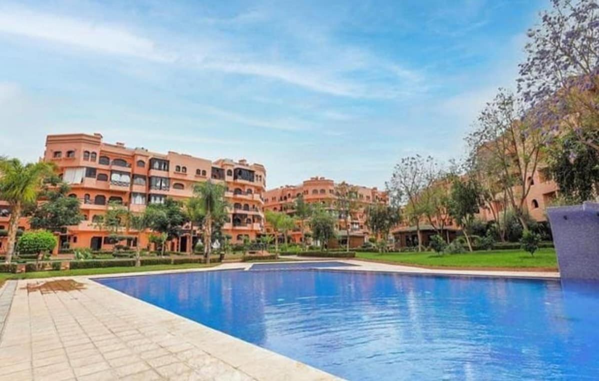 Apartment Dream 5 Swimming Pools For Family