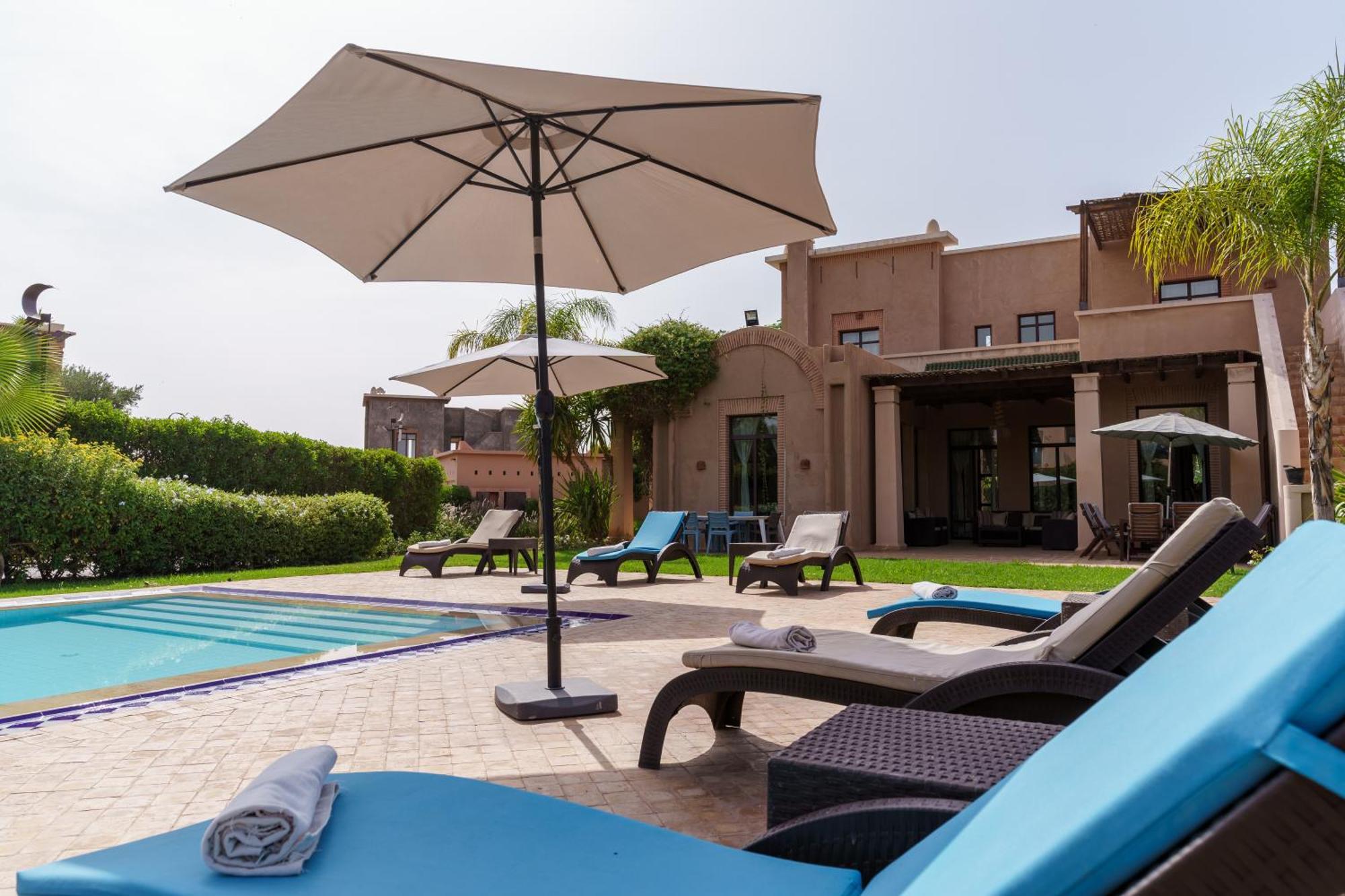 Marrakech Pearl Pousada *