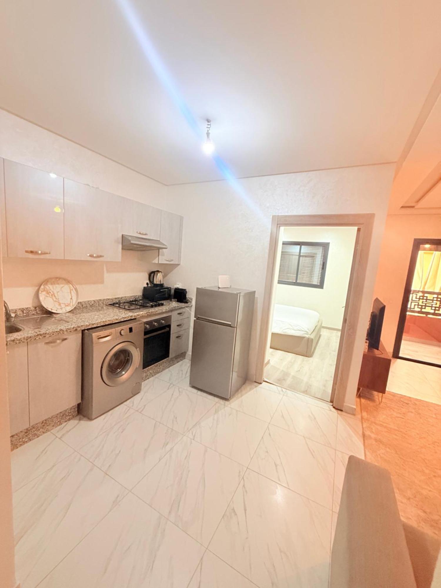 N9 Cosy Family & Balcon & Piscine Apartment