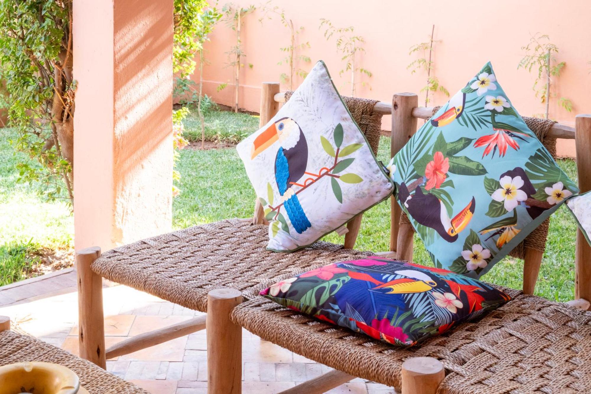 Villa Luxury With Pool, Garden & Gated Security