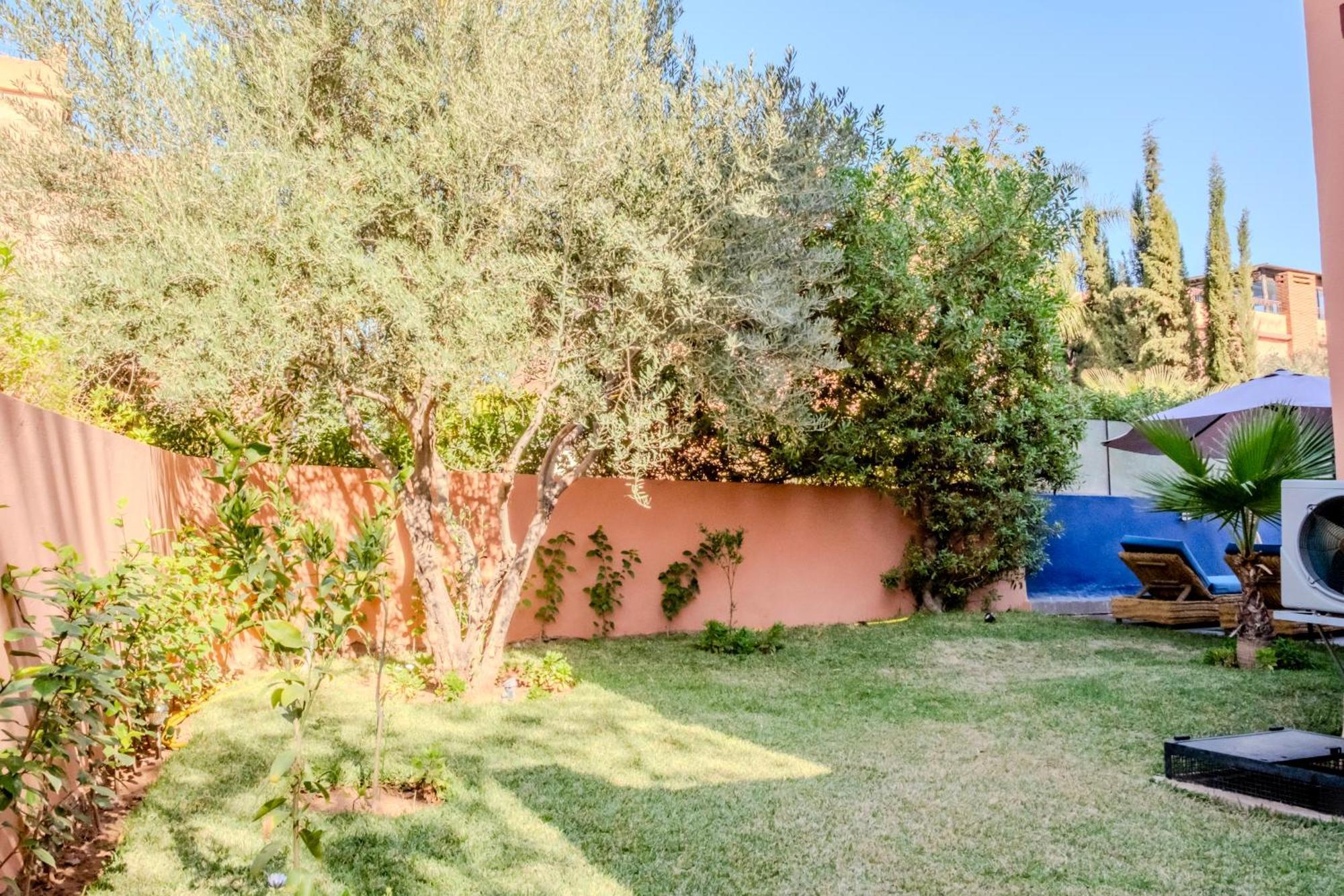 Luxury With Pool, Garden & Gated Security Villa Marrakesh