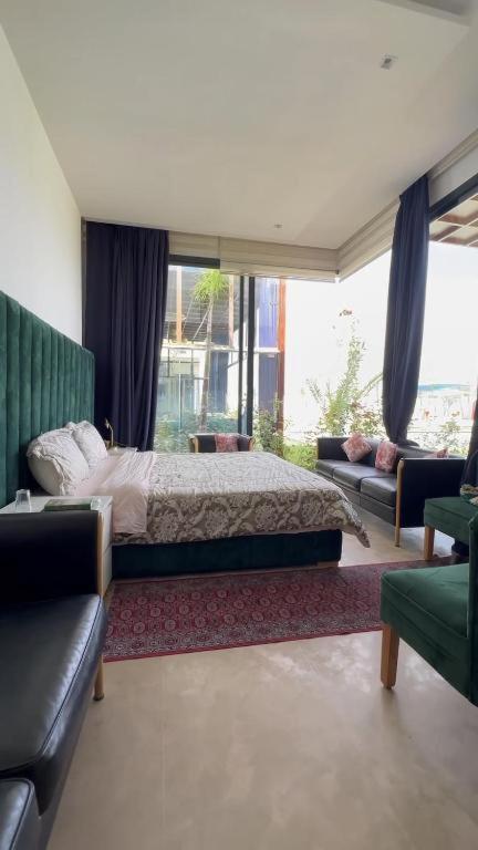 Luxury 5 Bedroom Large Marrakesh