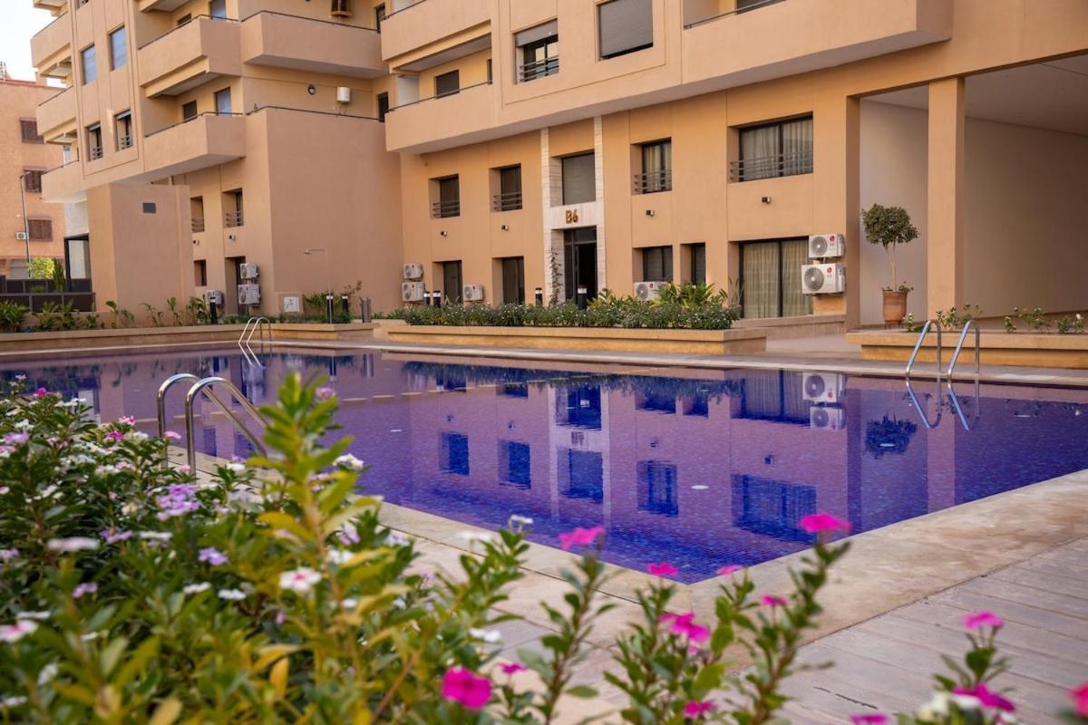 Apartment Golden Palm