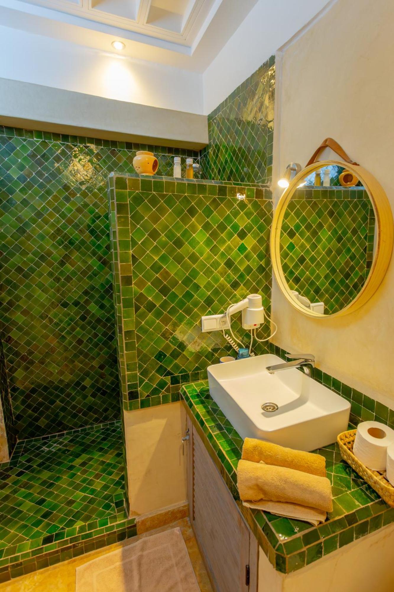 Bab Ahmar Riad