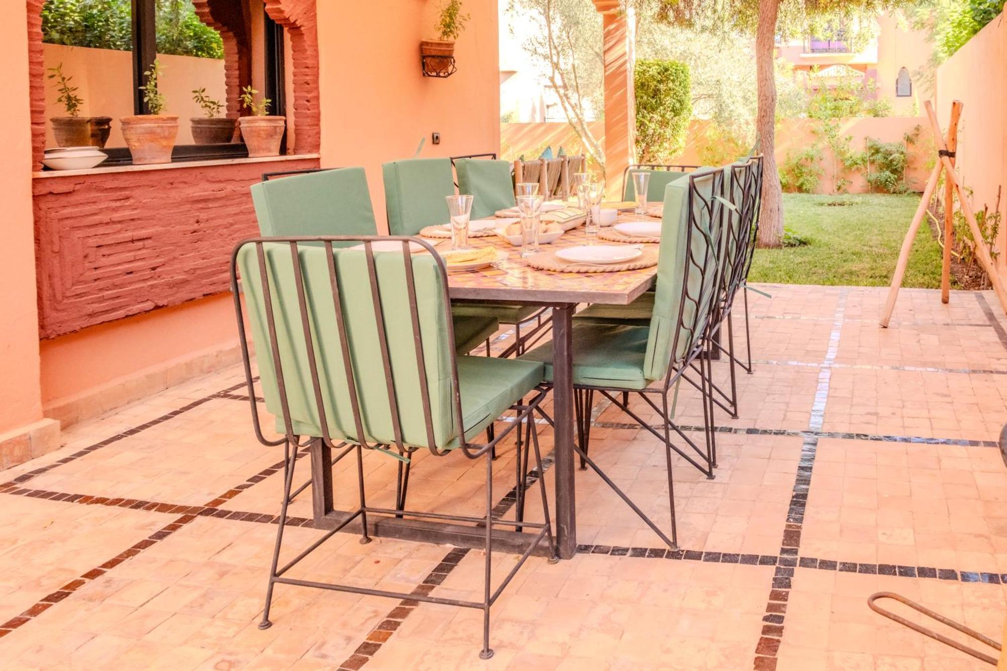 Luxury With Pool, Garden & Gated Security Villa Marrakesh
