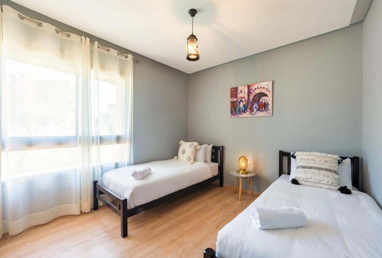 Apartment Confort Rez-de-jardin Piscine Wi-fi Terrasse *