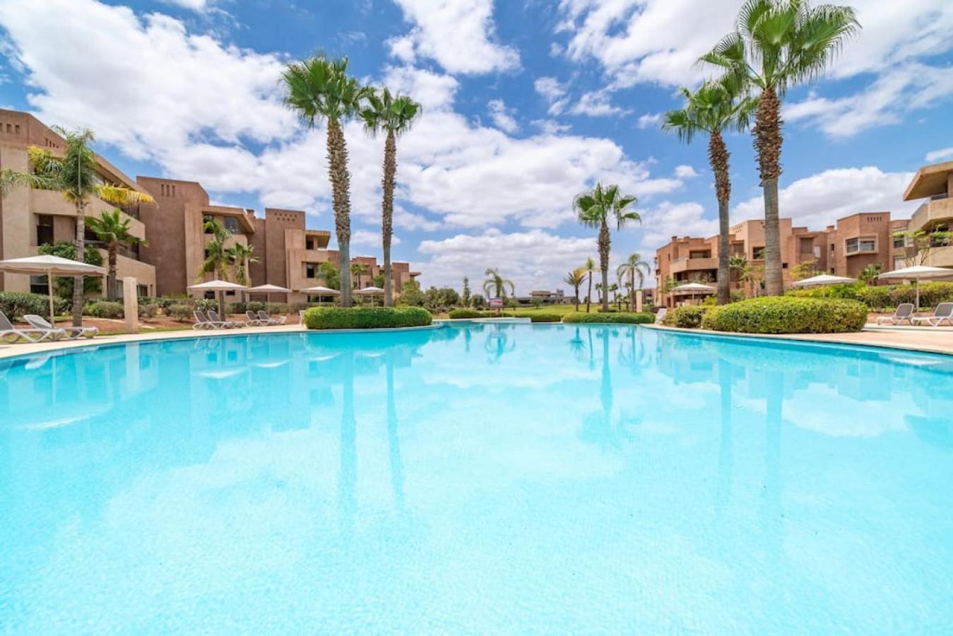 Confort Rez-de-jardin Piscine Wi-fi Terrasse * Marrakesh