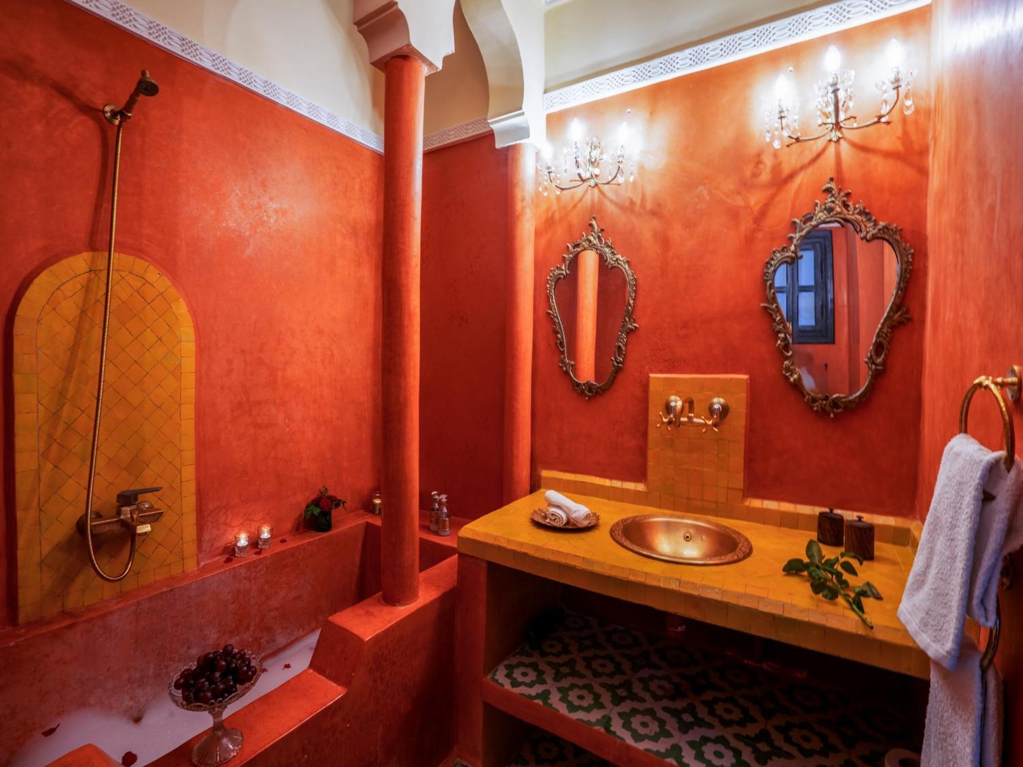 Dada Messouda Riad *