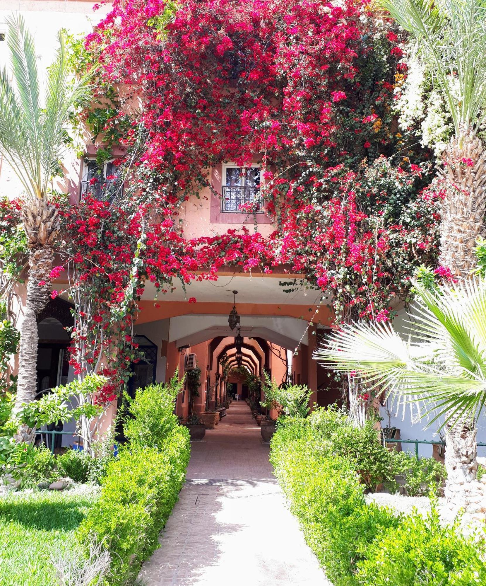 With Outdoor Swimming Pools Holiday home Marrakesh