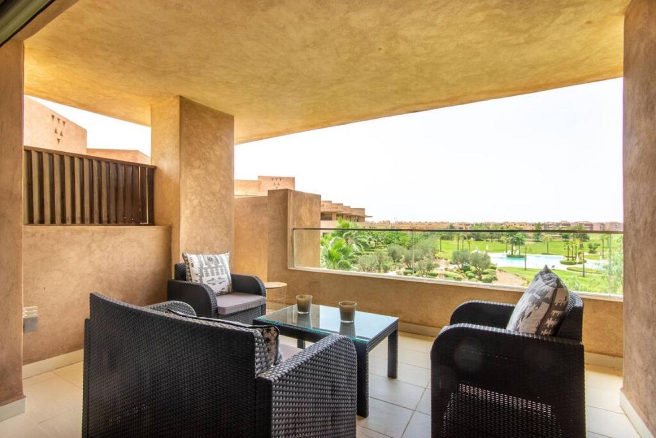 Holiday home Stylish In Prestigia Area Pool View