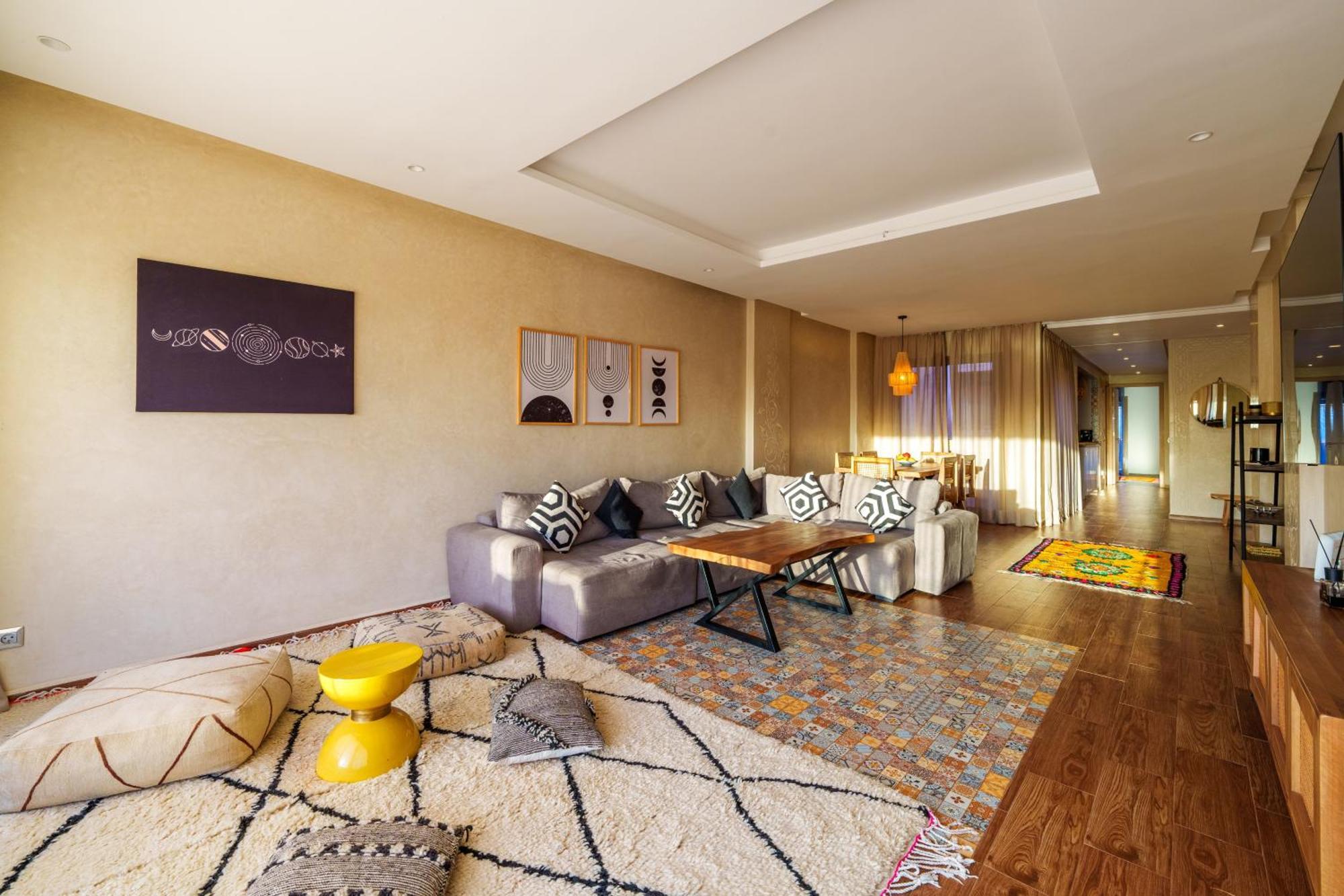 Spacious Luxury With Heated Pool Center Marrakesh
