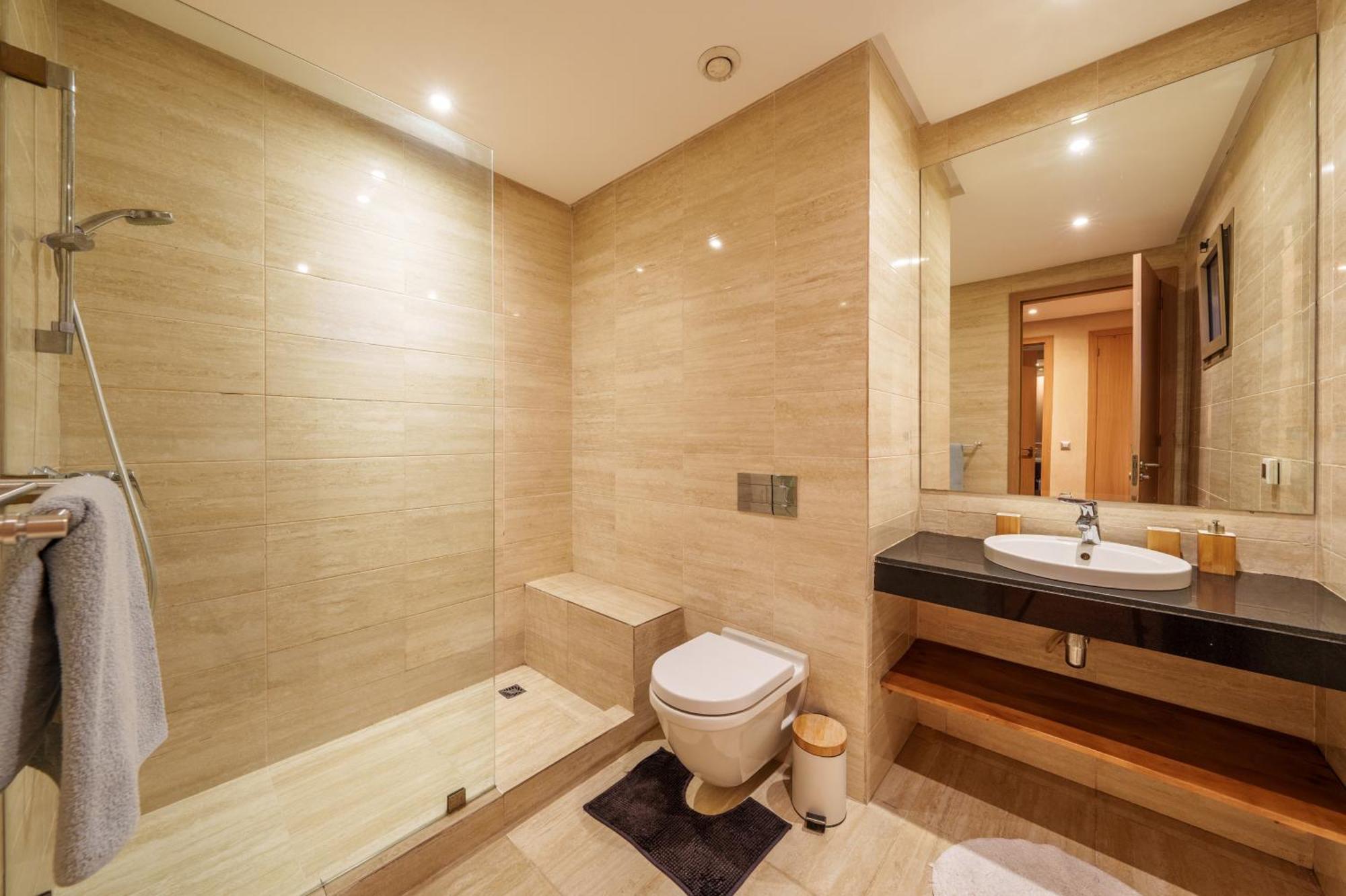 Spacious Luxury With Heated Pool Center Marrakesh