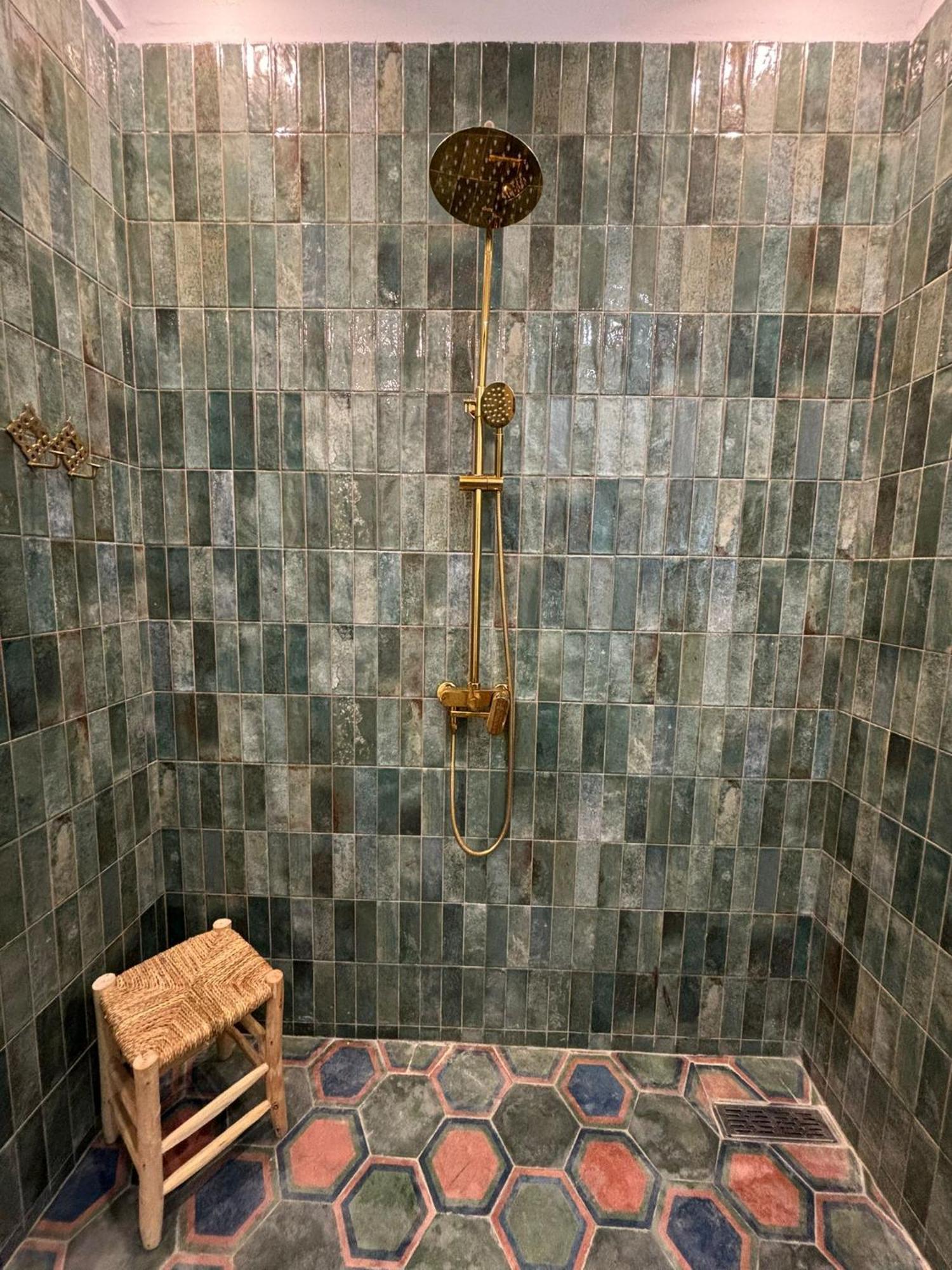 Bab Adam Riad