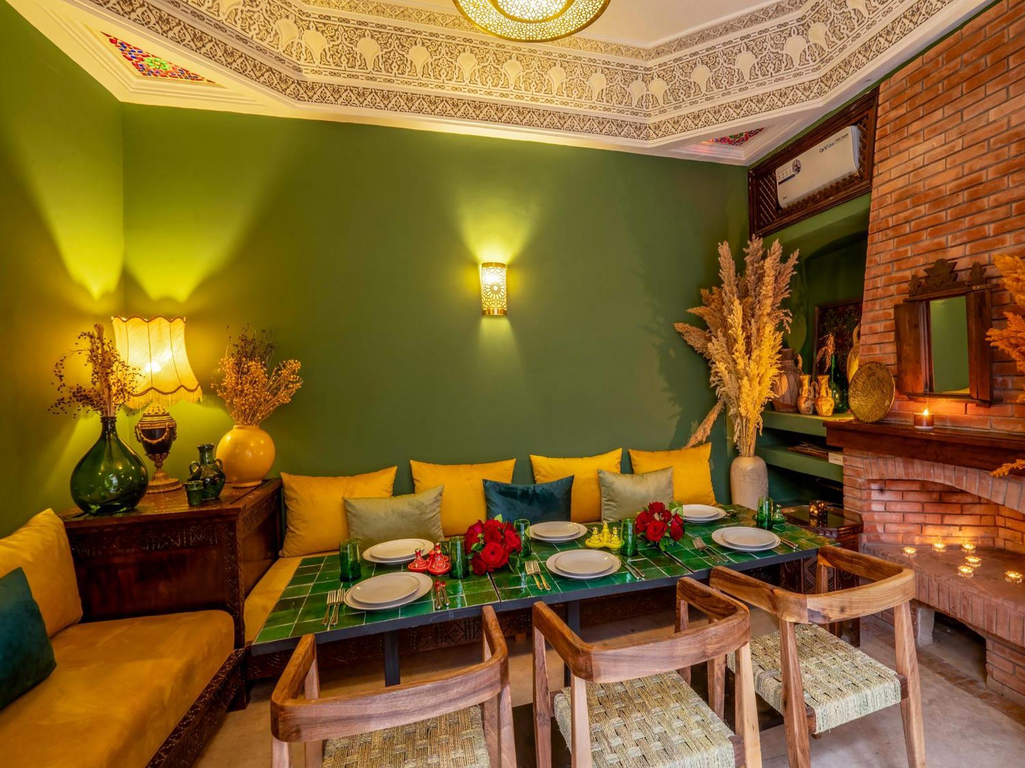 Kilimini & * Marrakesh