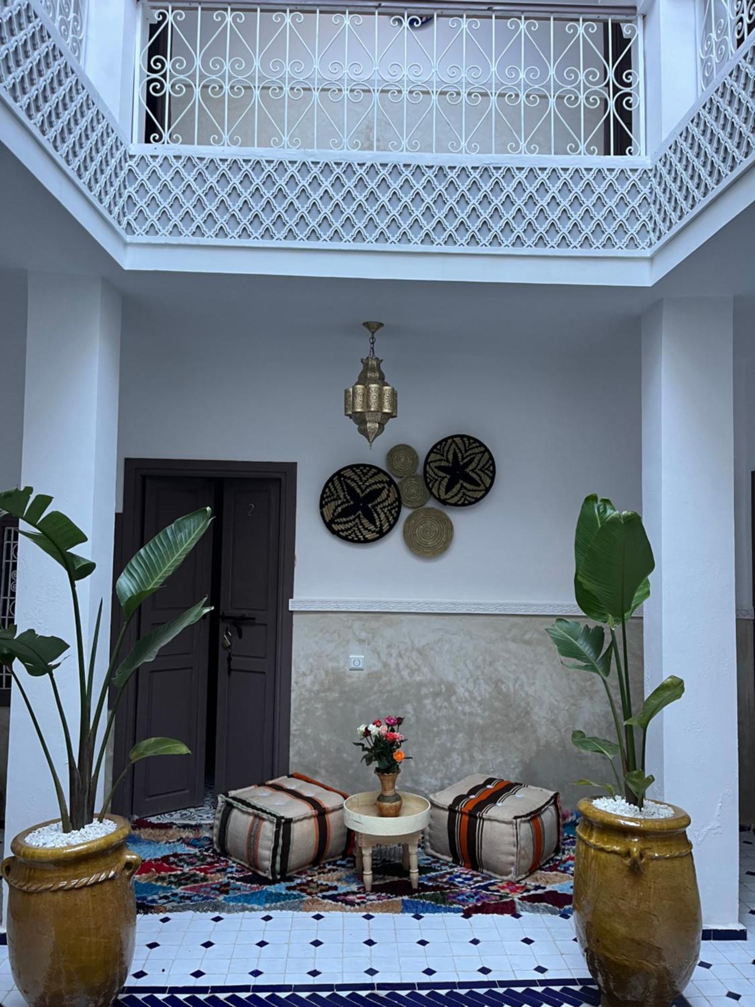 Riad Tarba &
