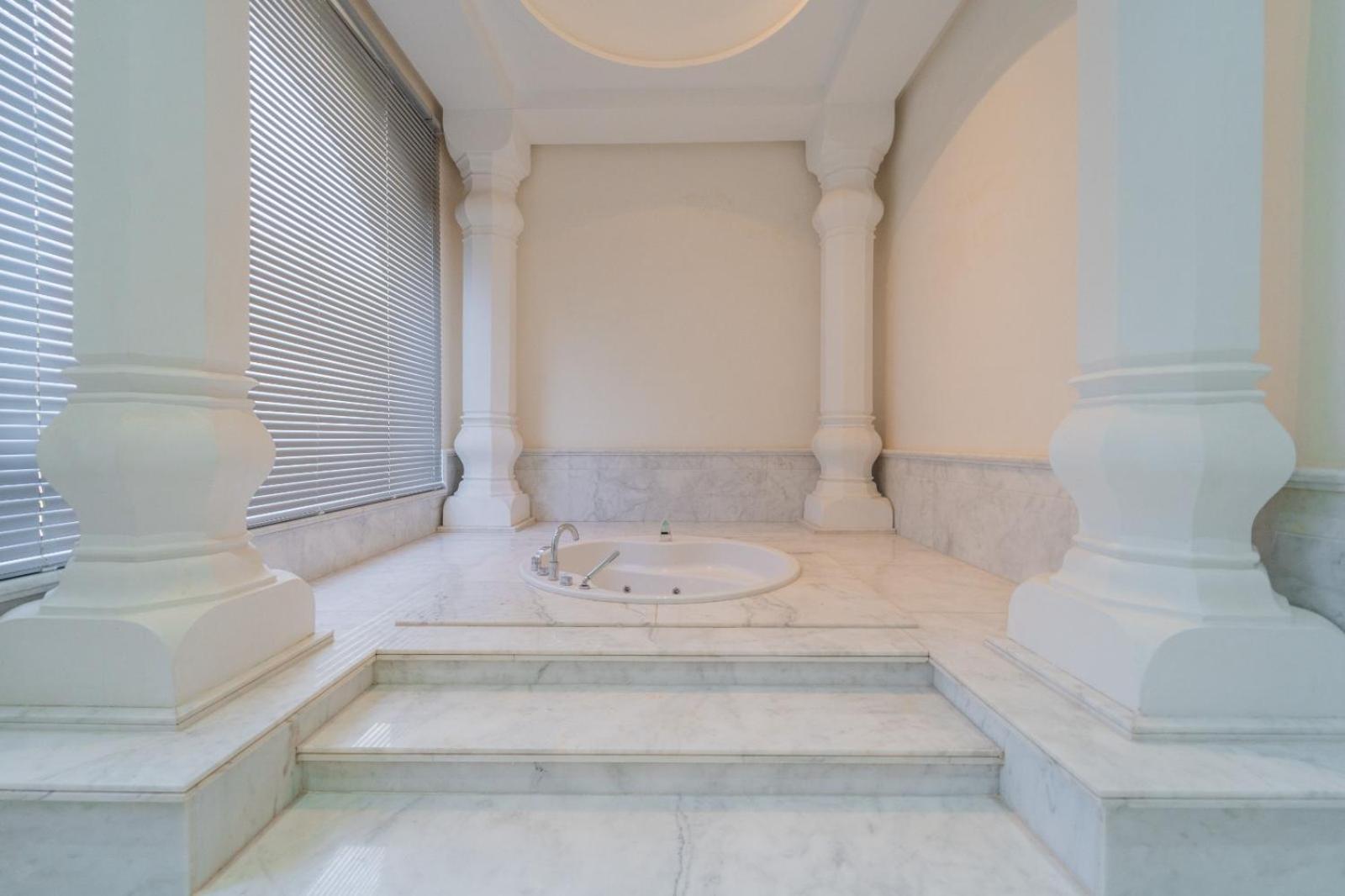 Palais Les Orchidees *