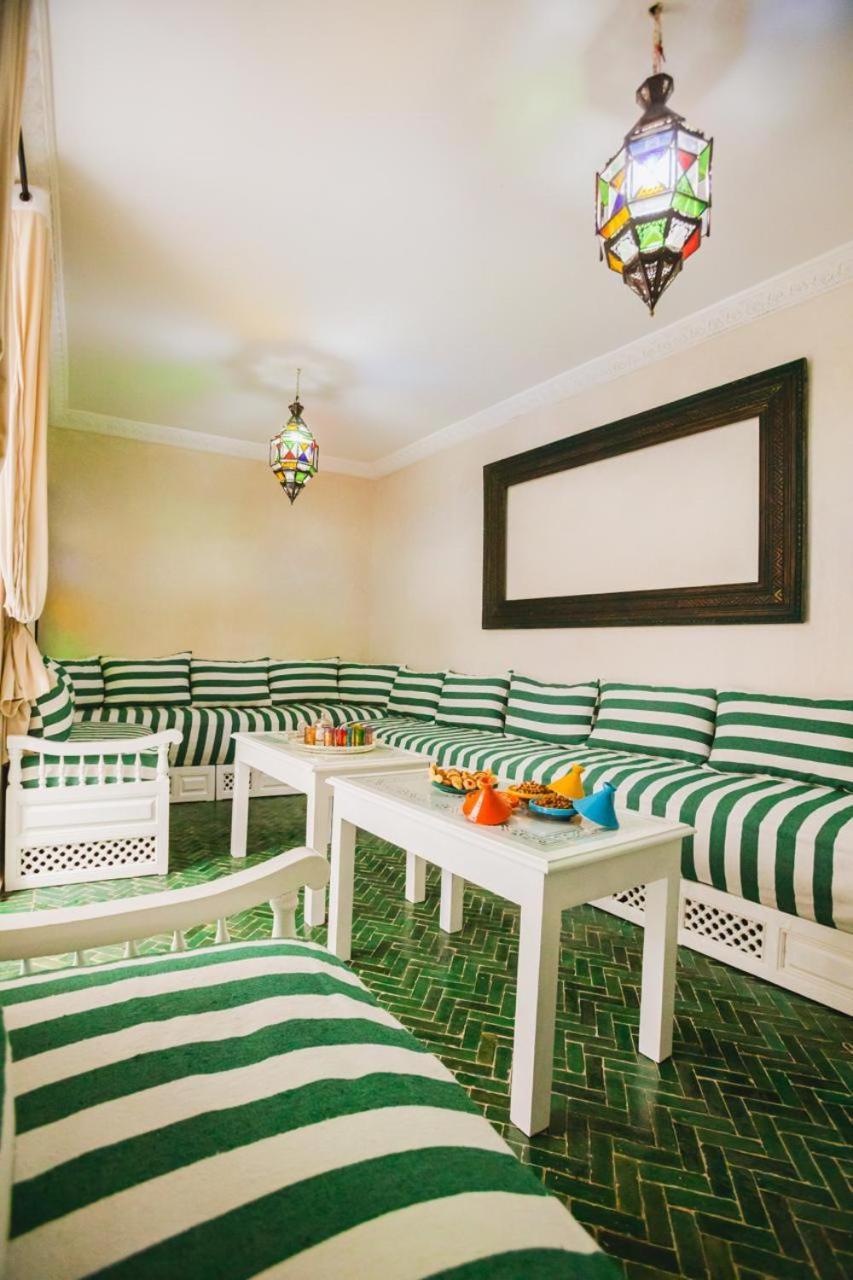 Zazz Riad