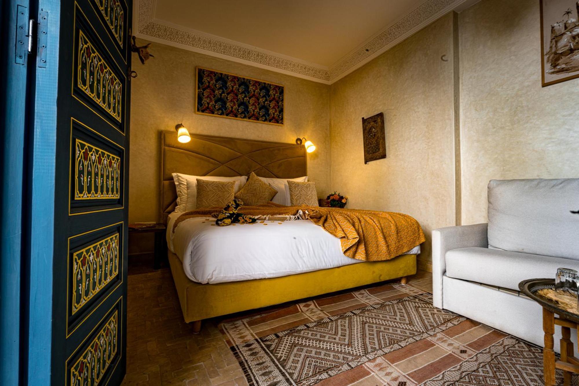 Riad Atrium & *