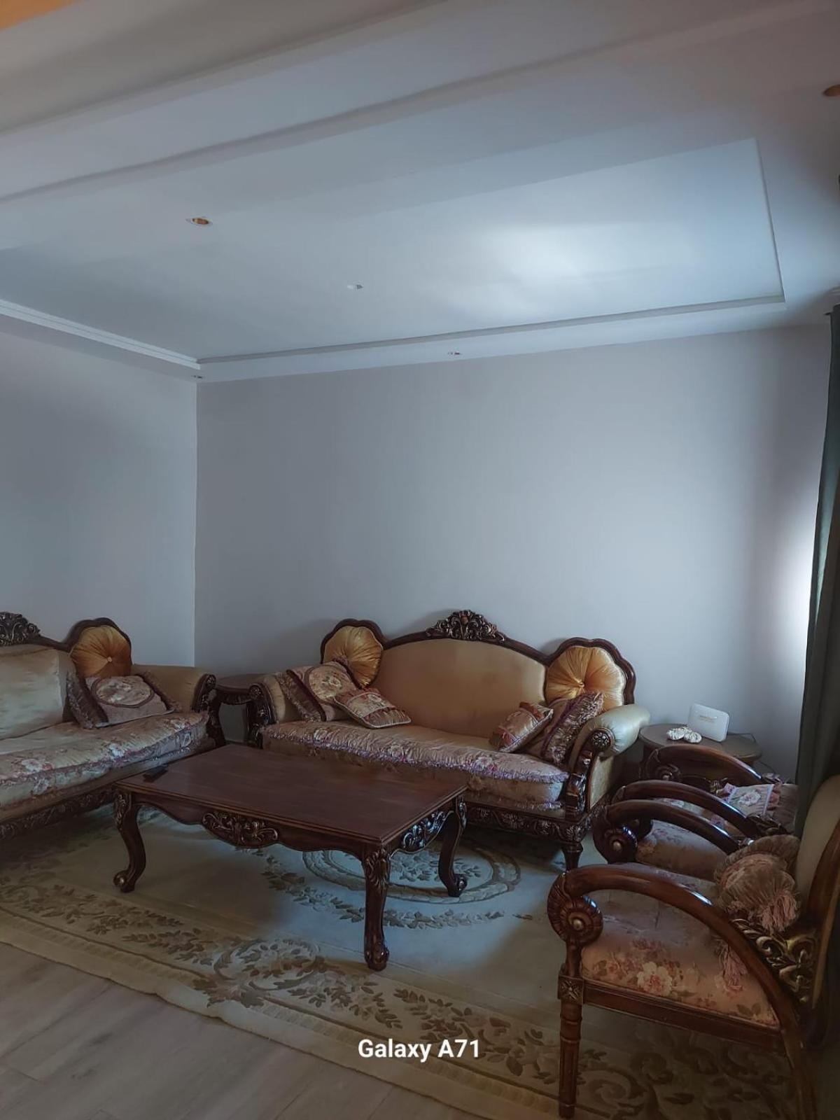 Apartment Est Nouveau Et Propre,au Centre Marrakech Marrakesh
