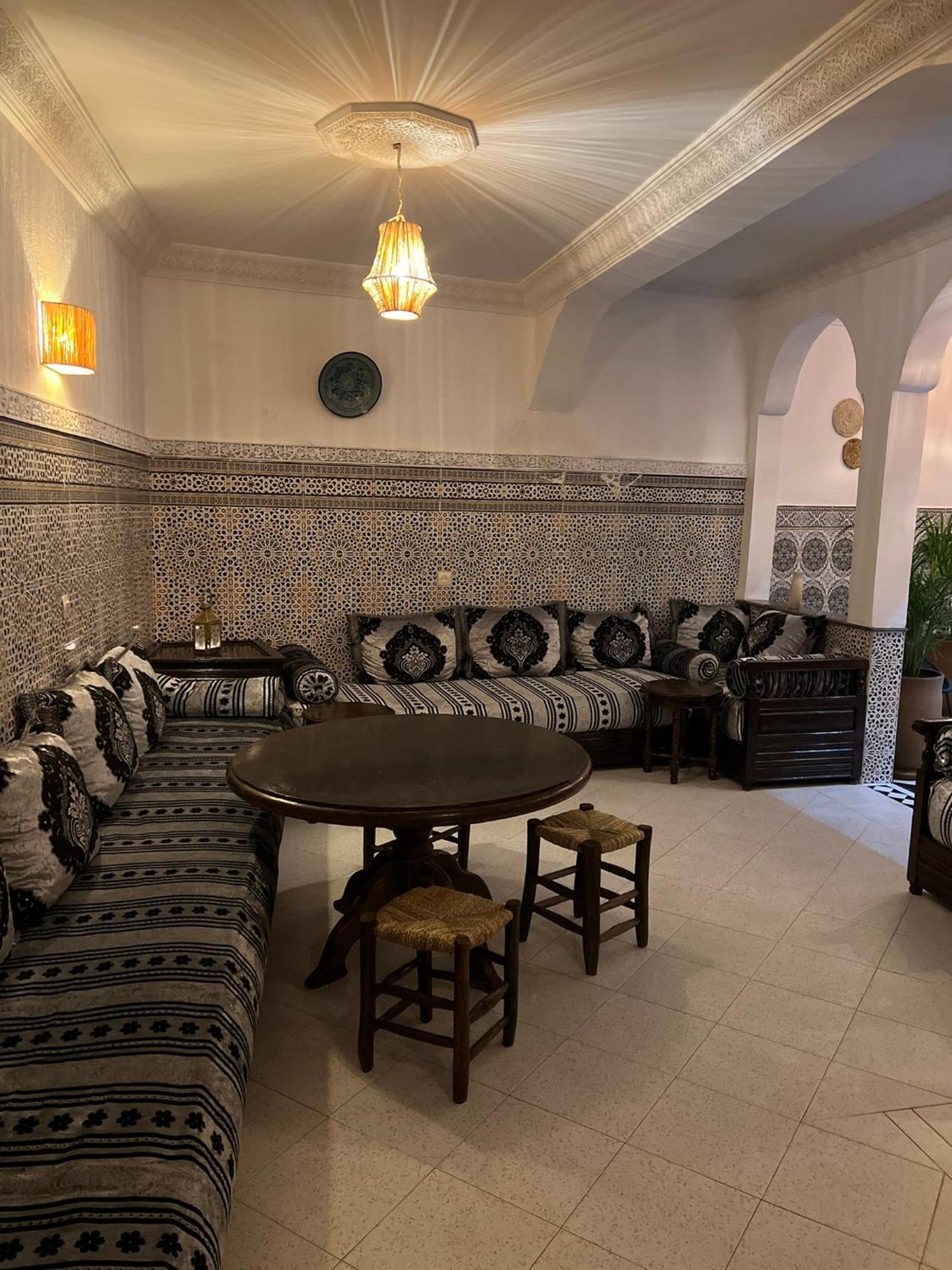 Riad Dar Lakbira