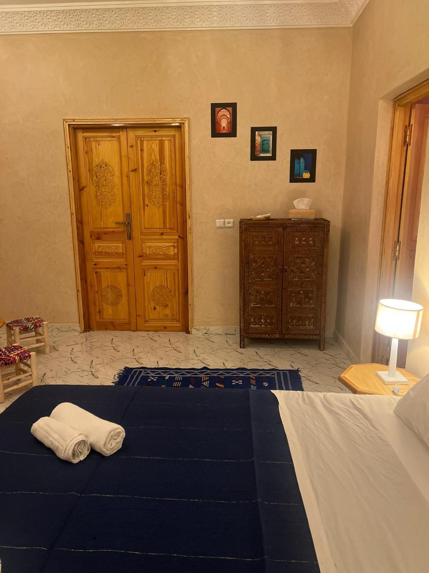 Riad Dar Lakbira