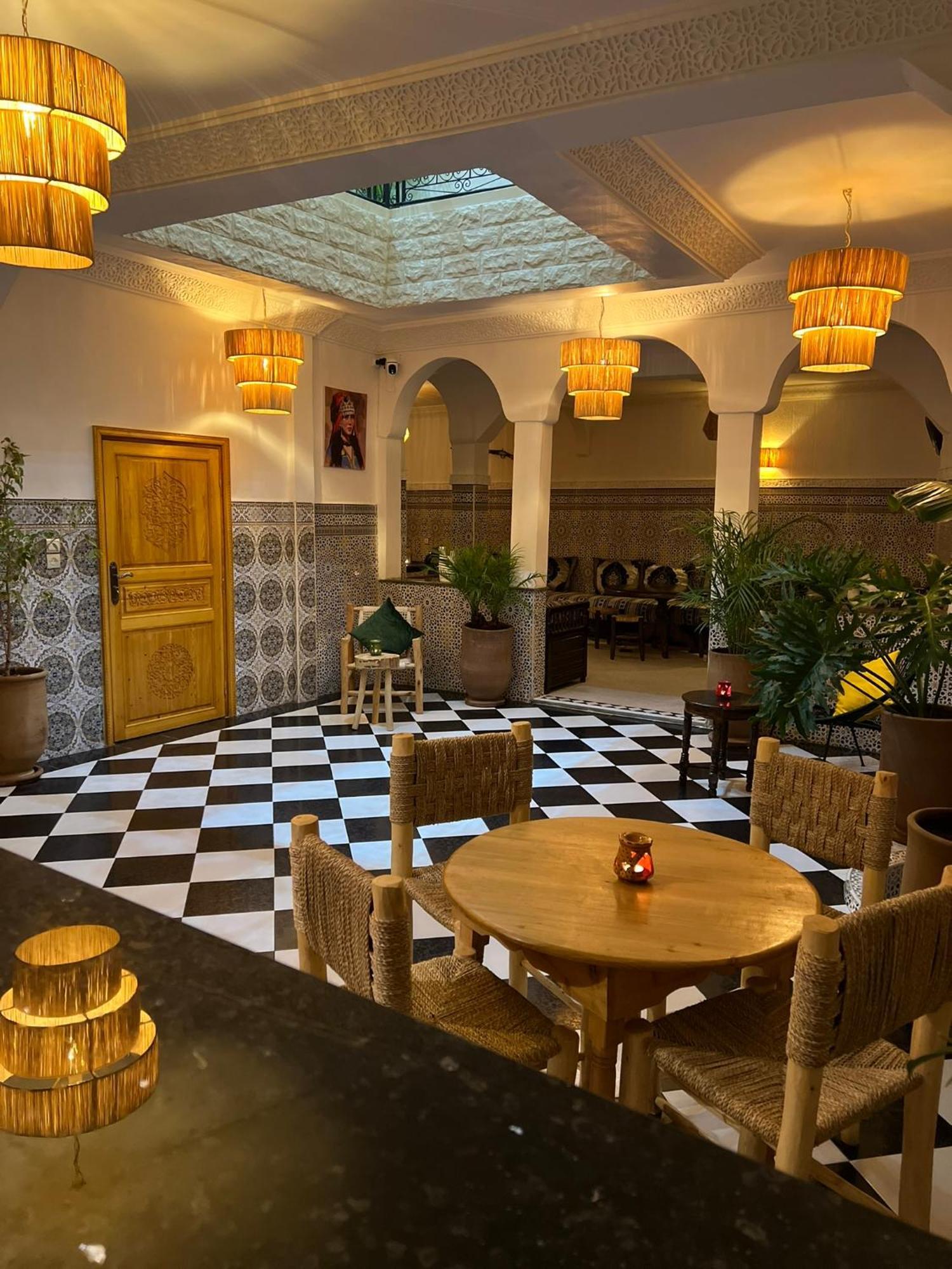 Dar Lakbira Riad *